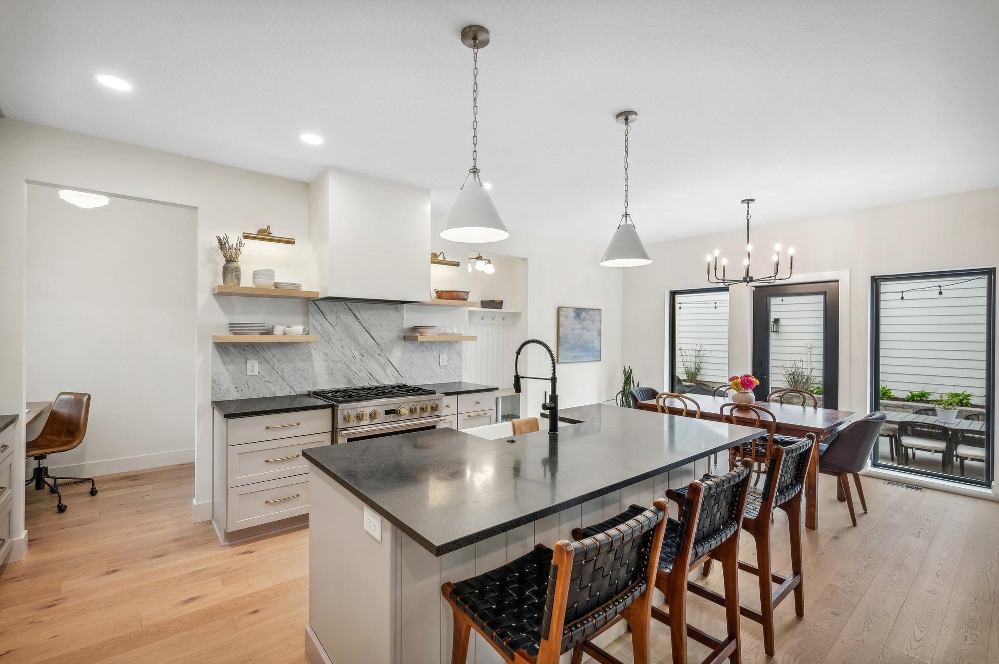 31X Stonebridge Boulevard