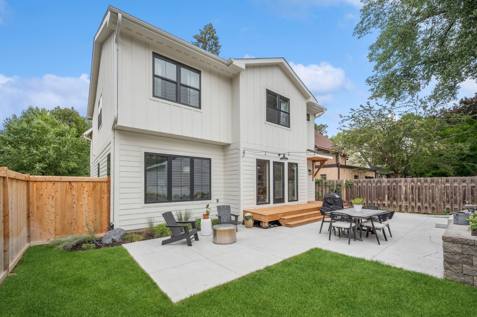 31X Stonebridge Boulevard