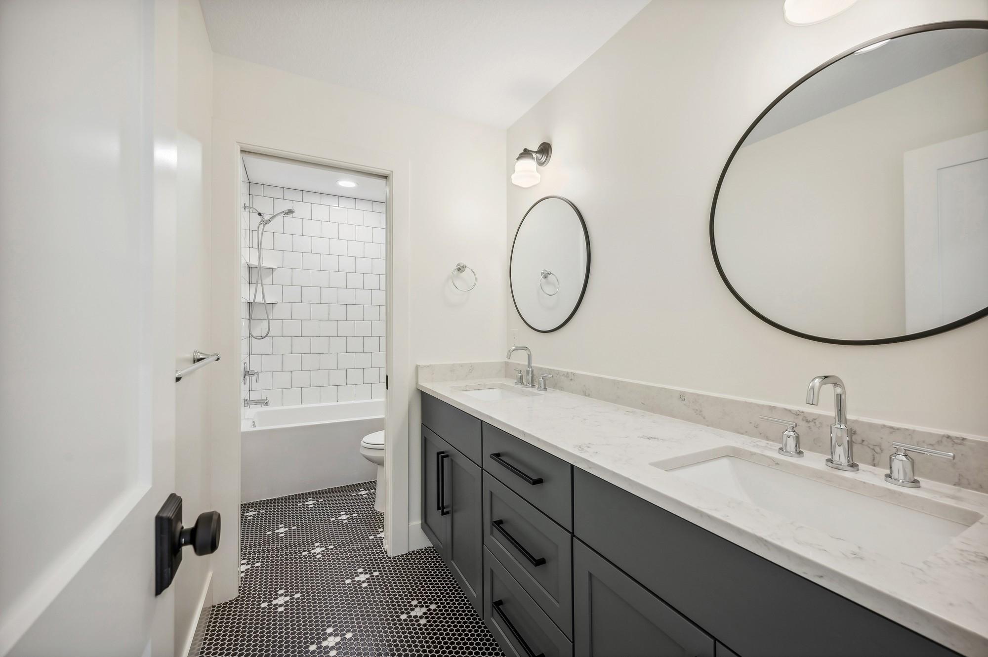 31X Stonebridge Boulevard