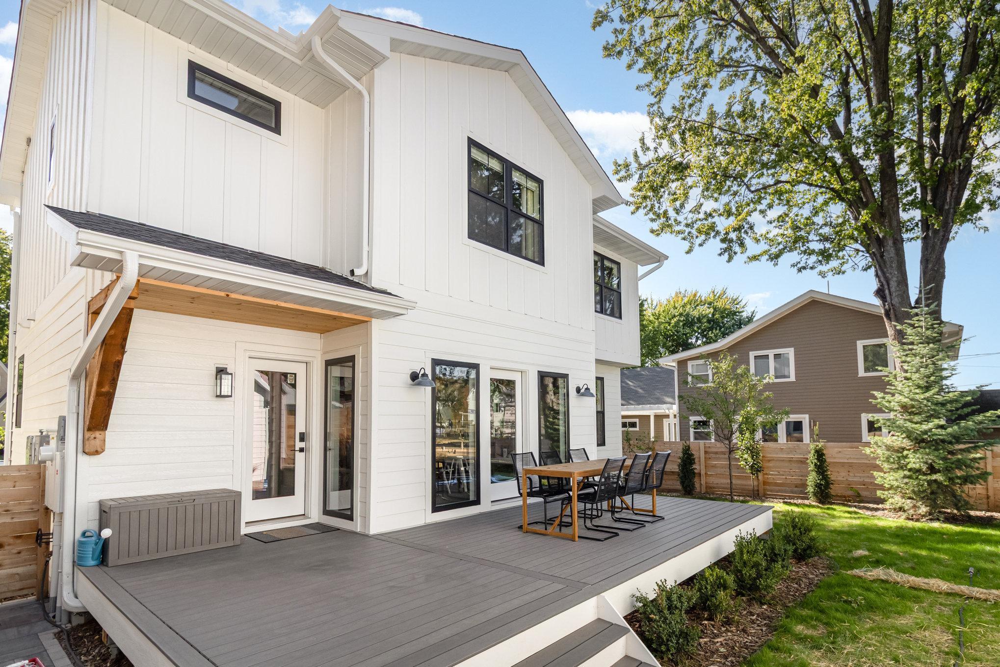 31X Stonebridge Boulevard