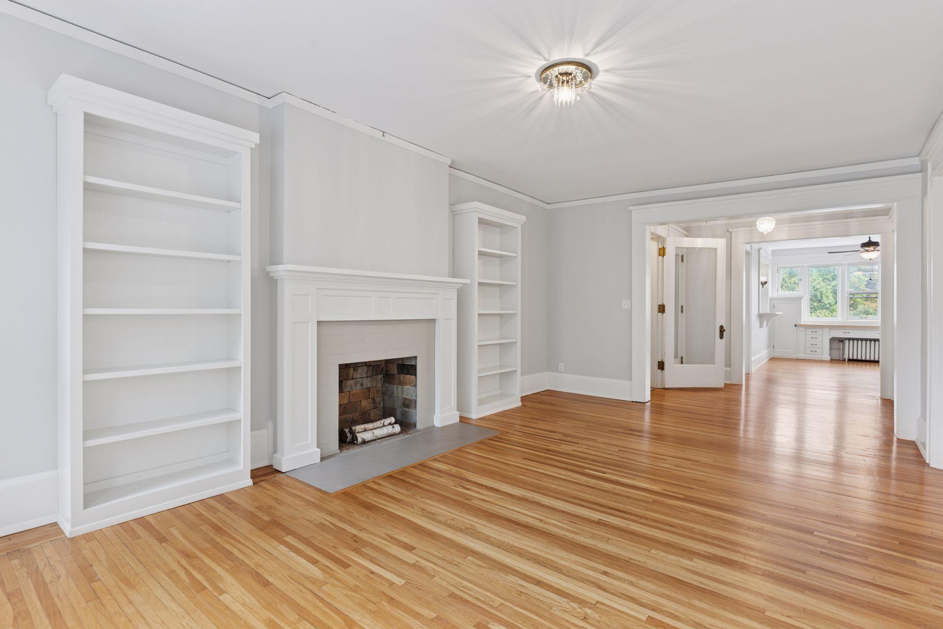 56 Arundel Street Unit: 10