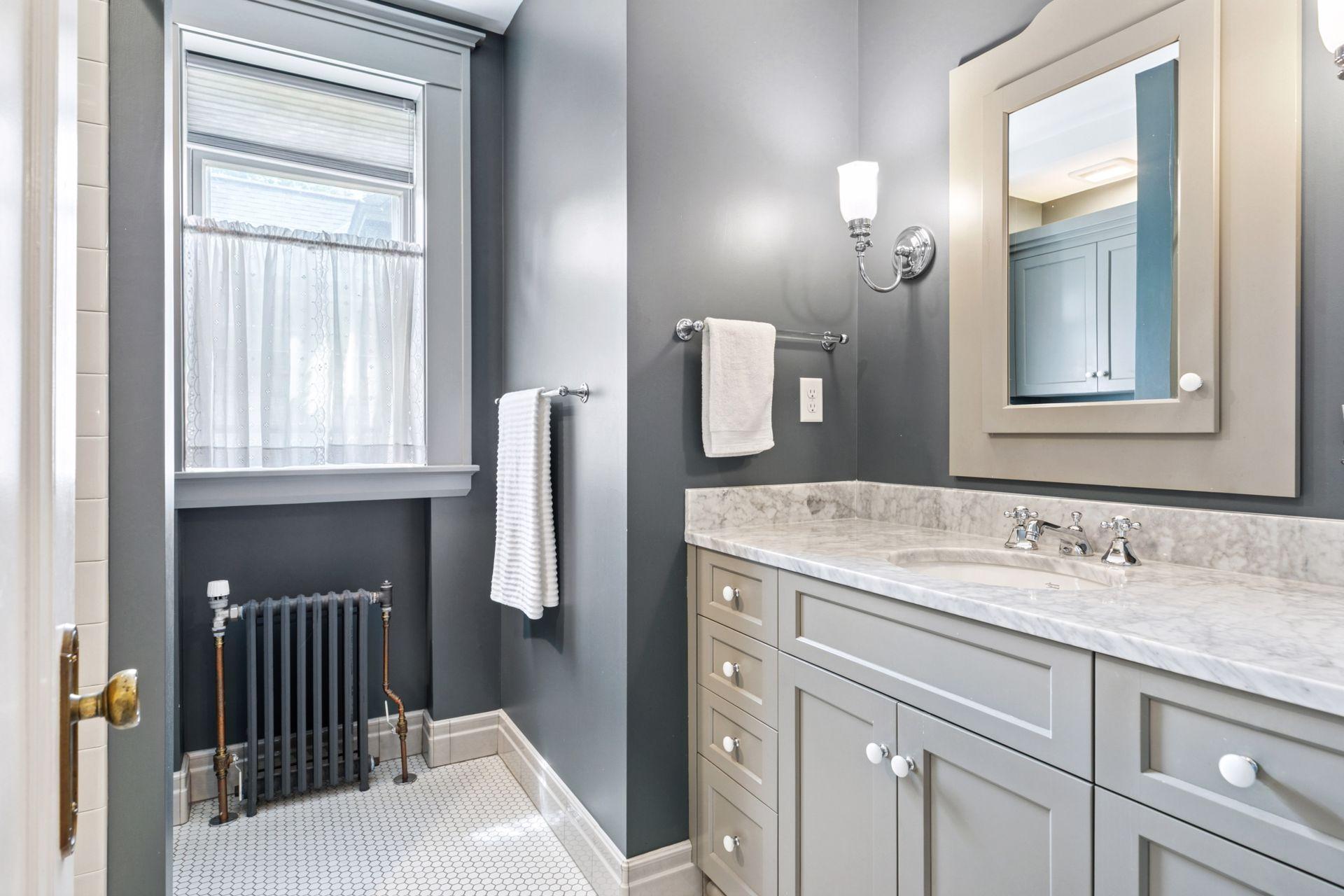 56 Arundel Street Unit: 10