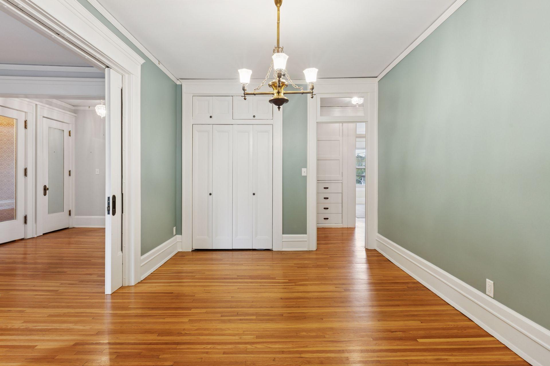 56 Arundel Street Unit: 10