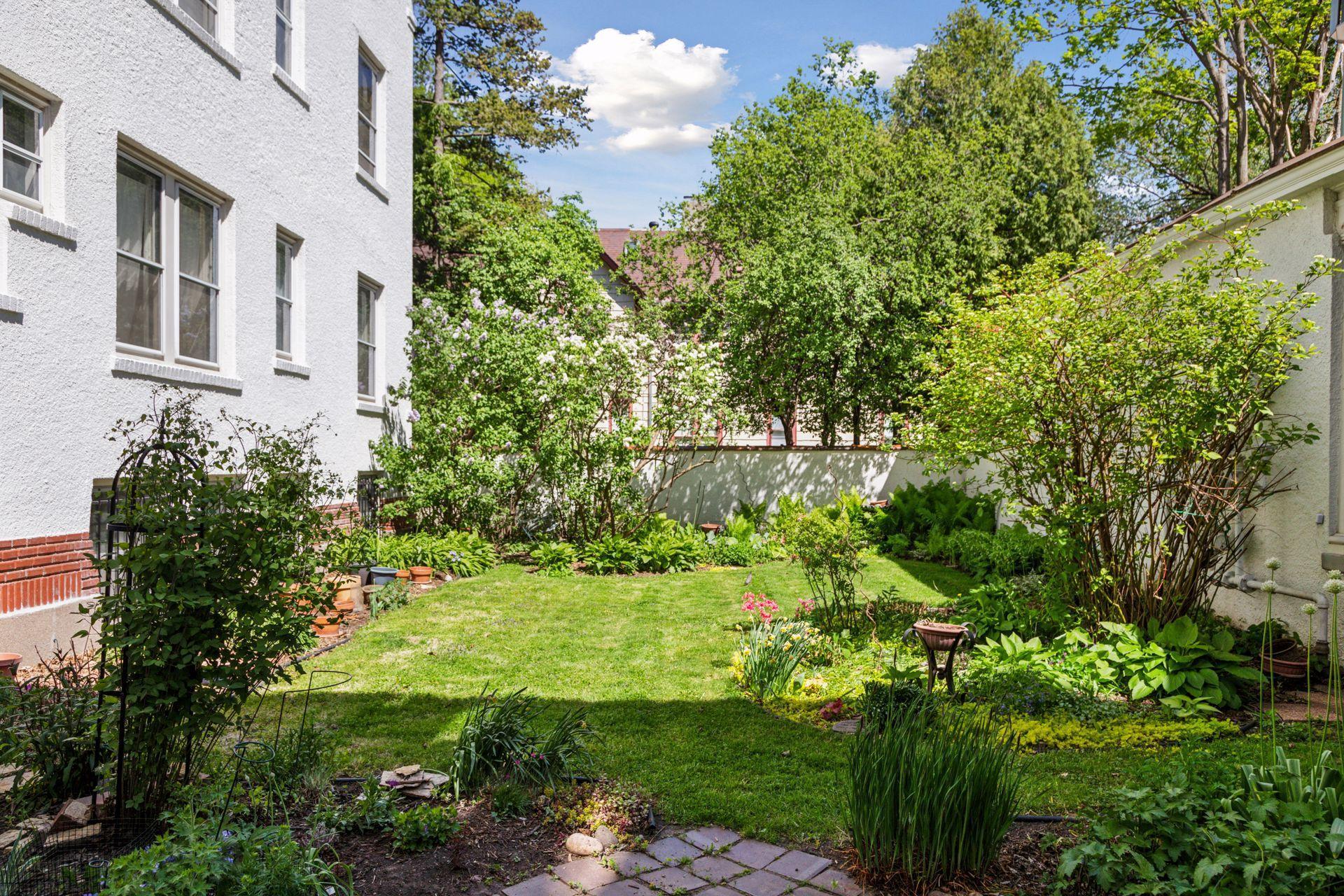 56 Arundel Street Unit: 10