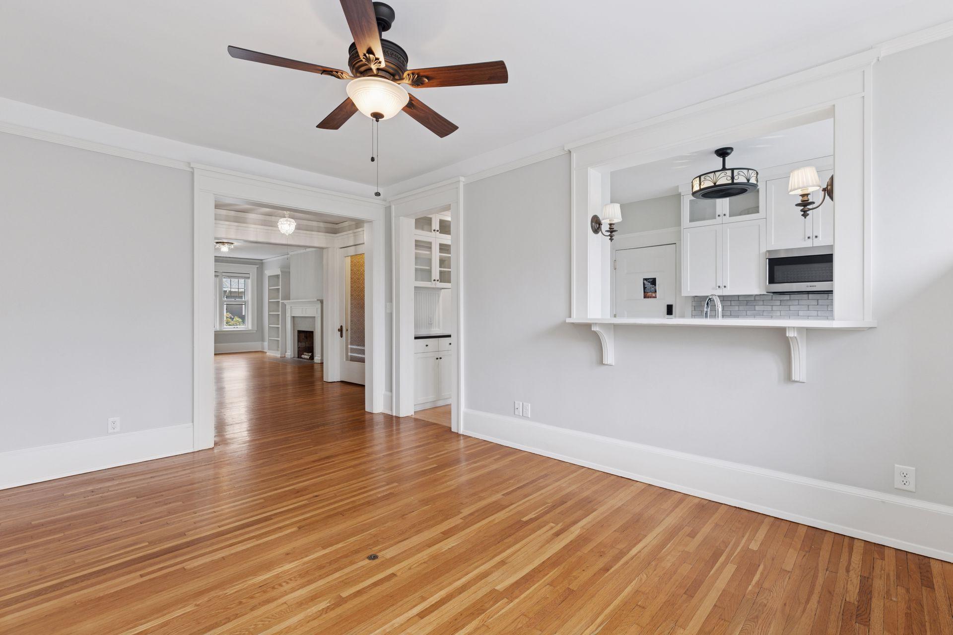 56 Arundel Street Unit: 10