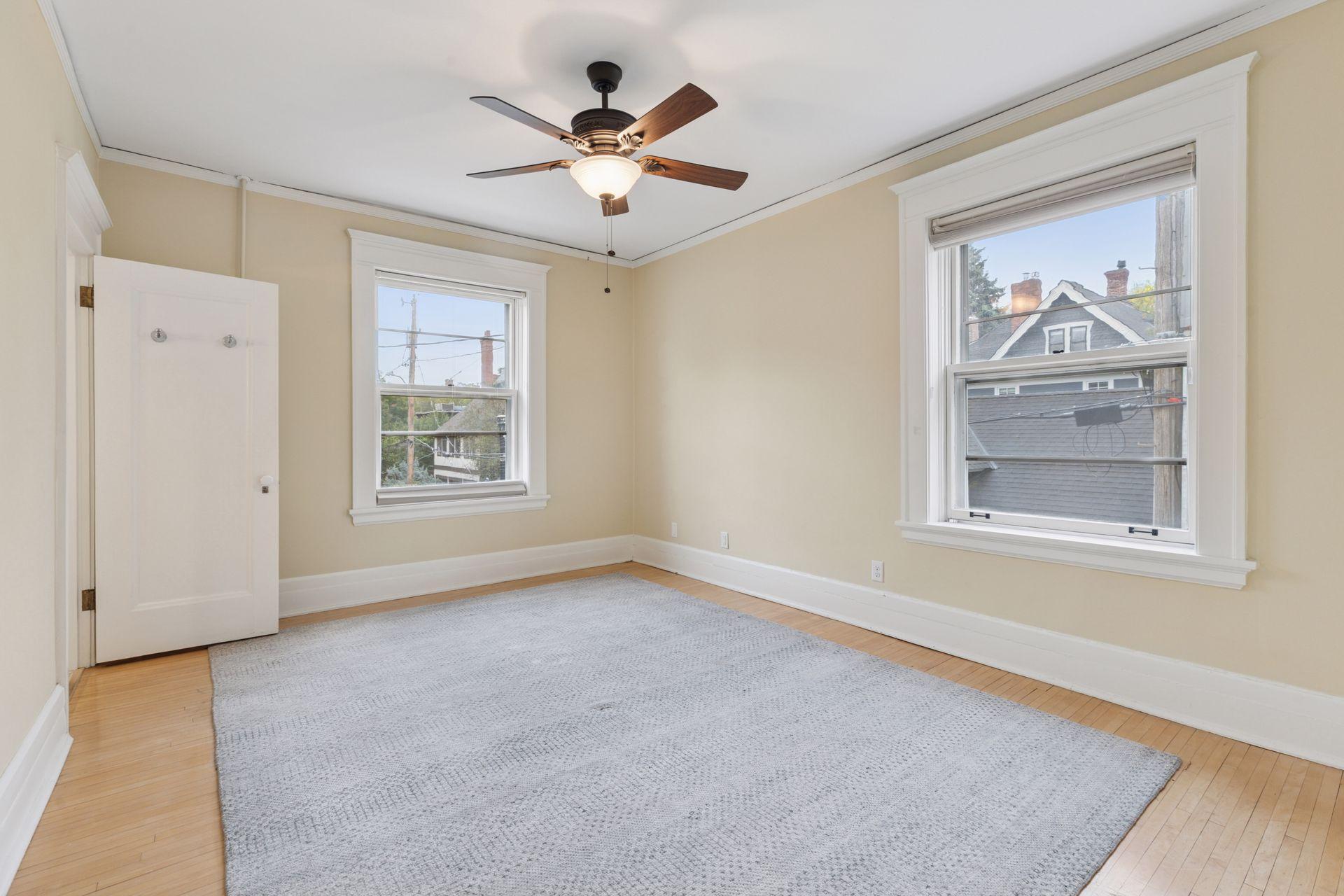 56 Arundel Street Unit: 10