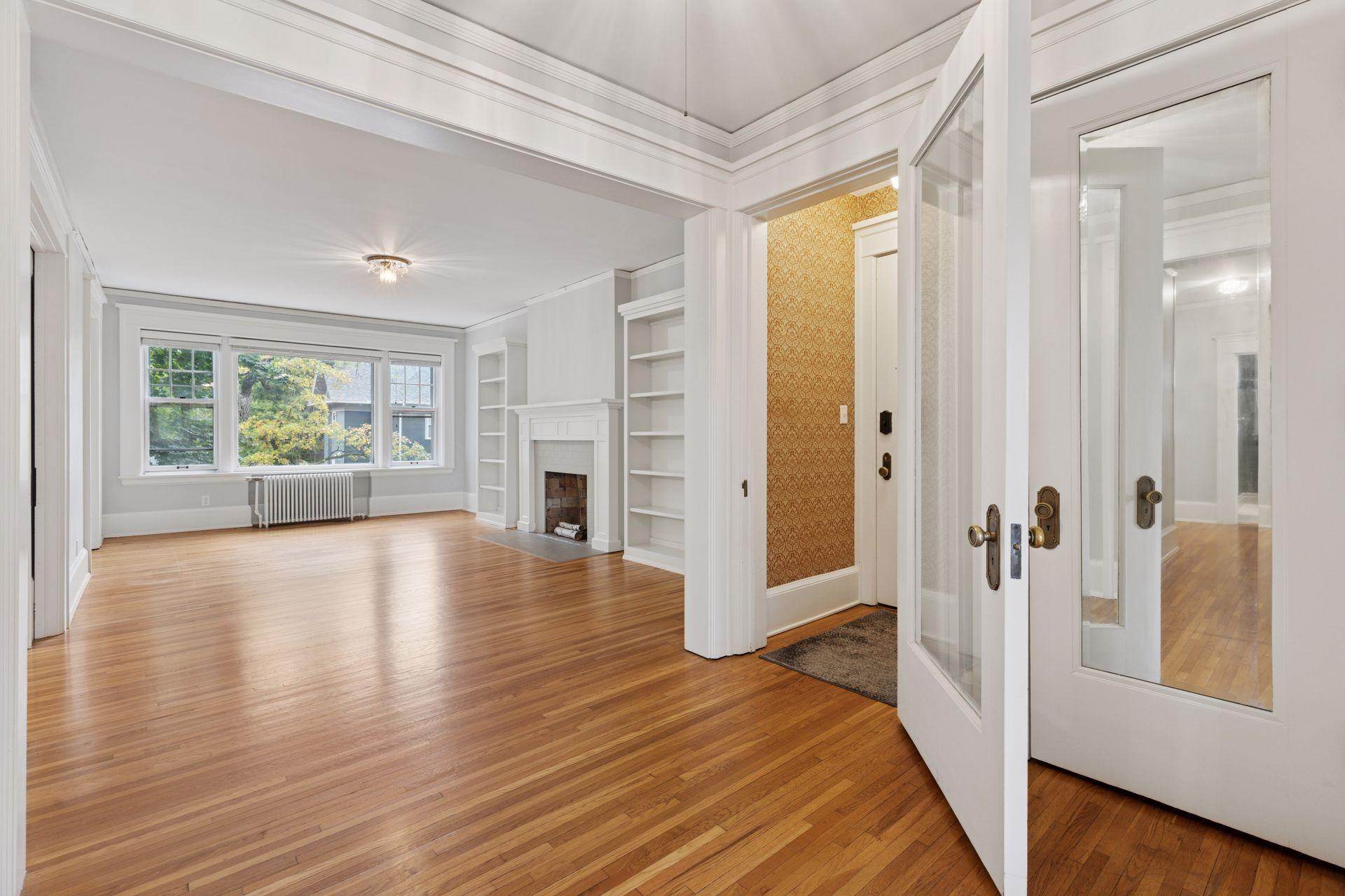 56 Arundel Street Unit: 10