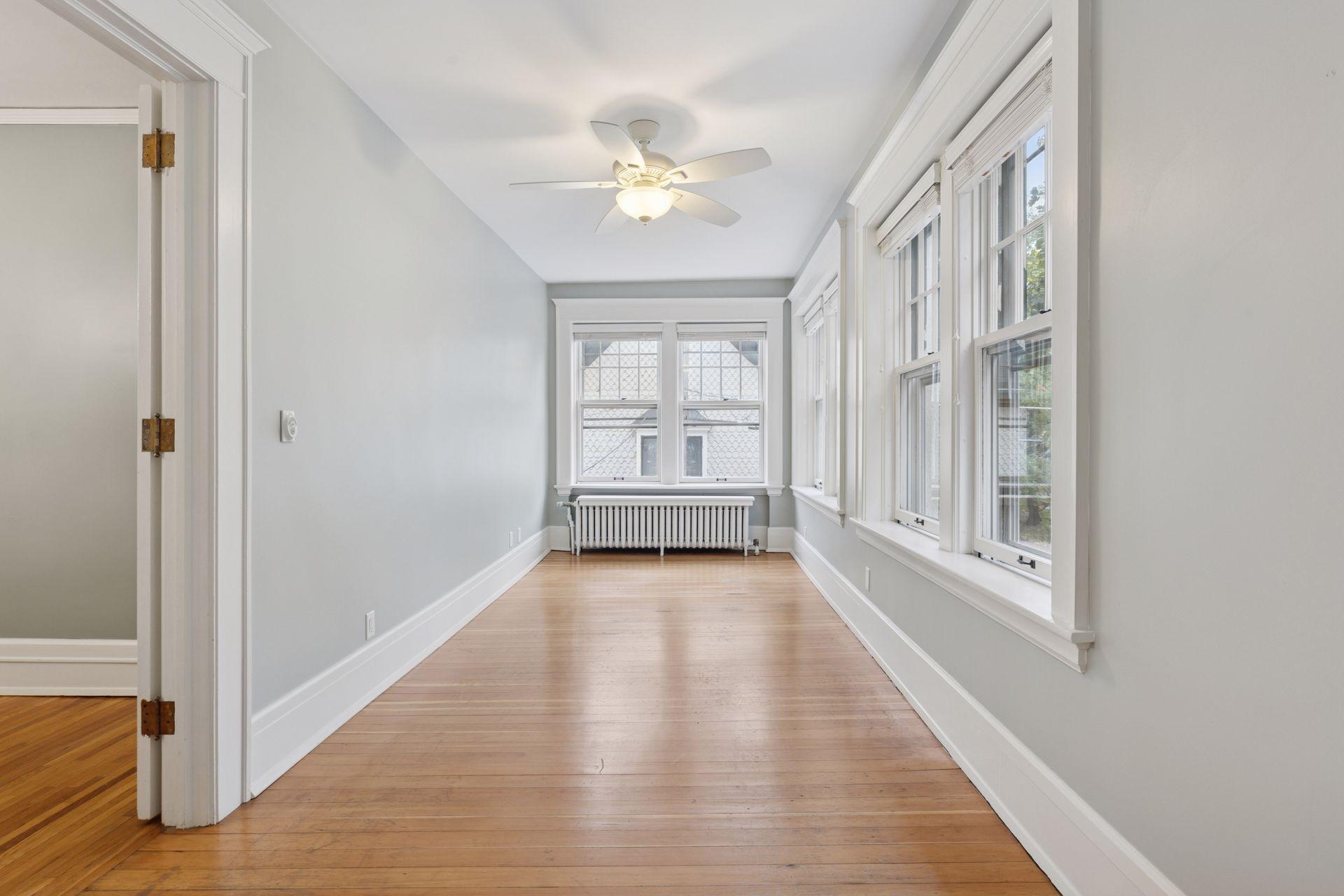 56 Arundel Street Unit: 10