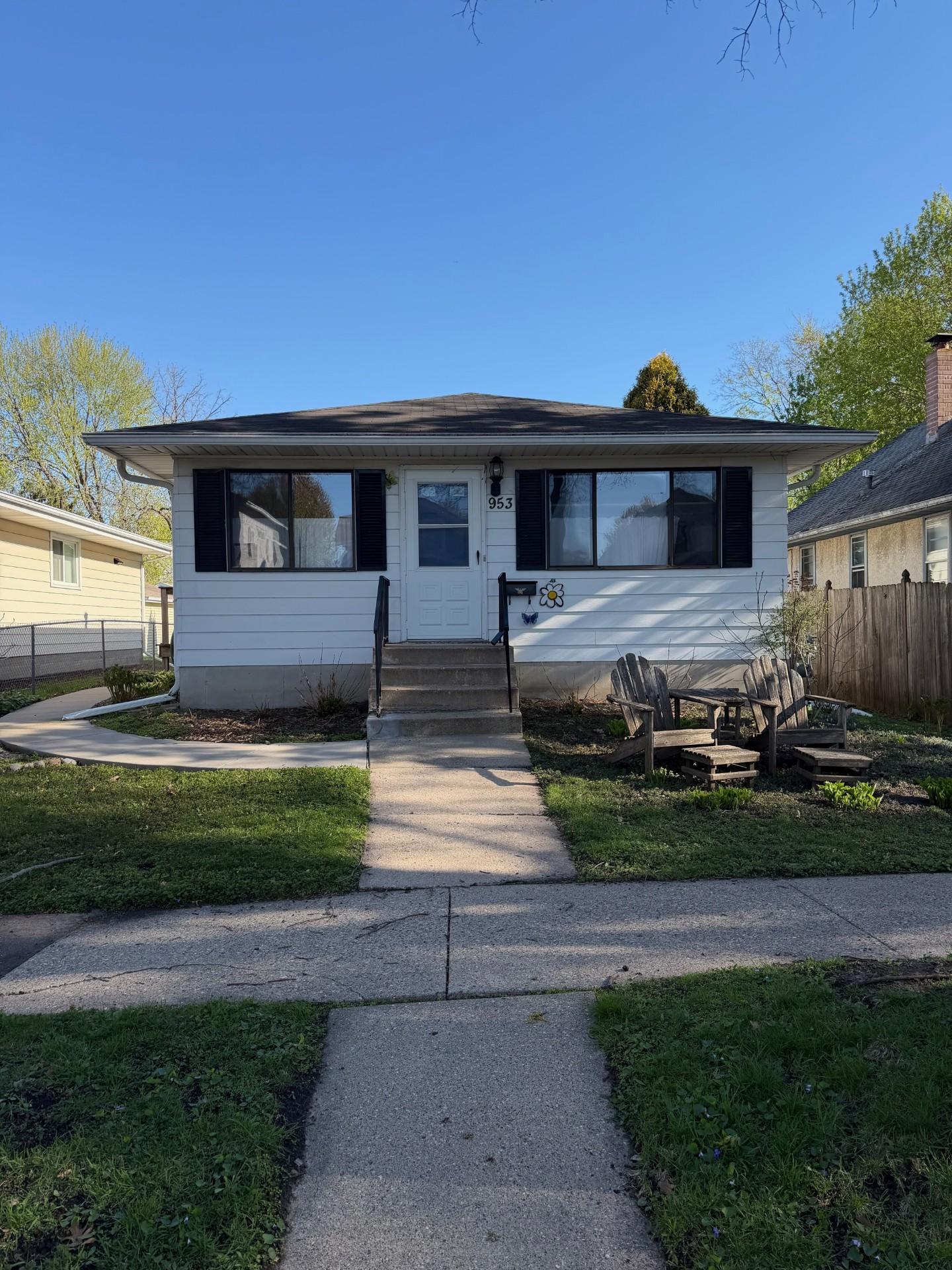 953 Juno Avenue
