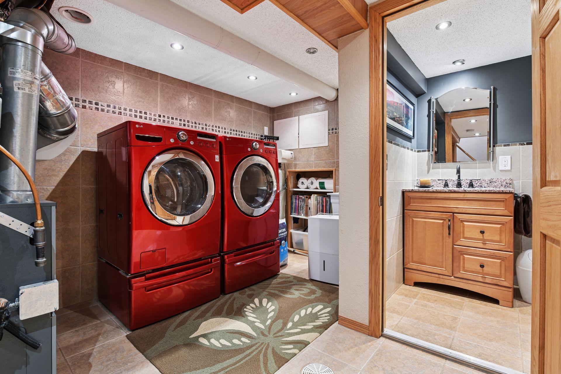 2909 Maryland Avenue S