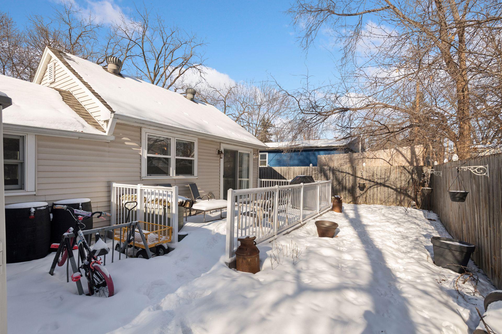 2909 Maryland Avenue S