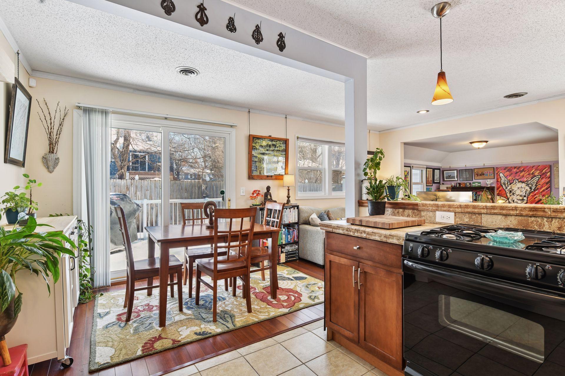 2909 Maryland Avenue S