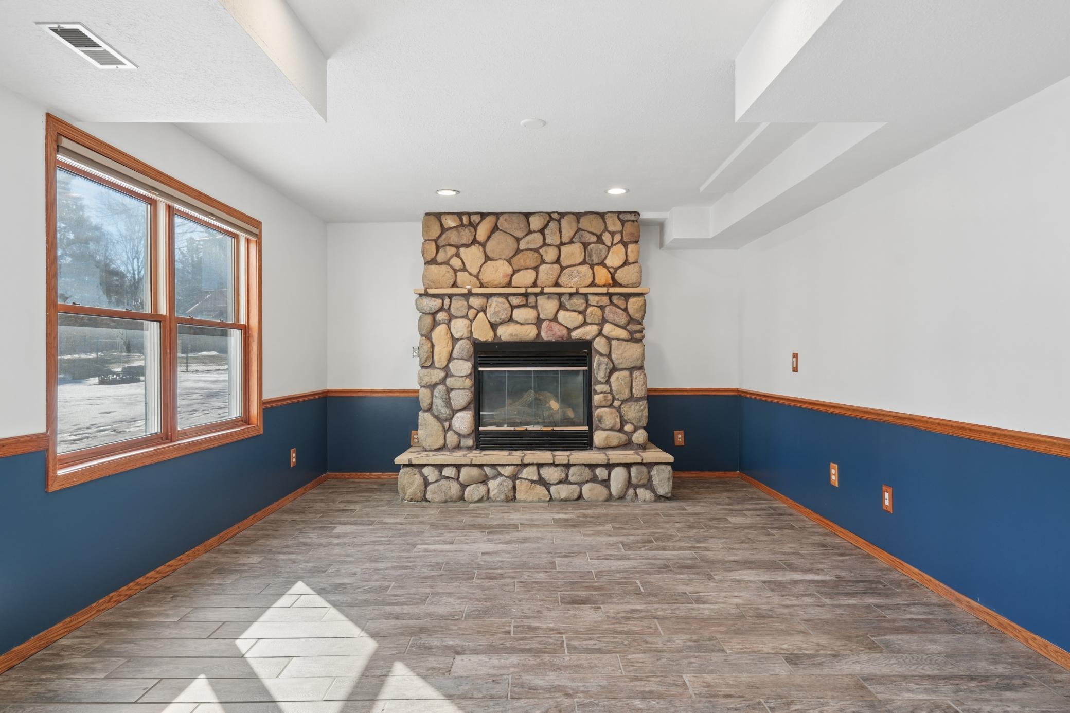 3075 Copper Oaks Trail