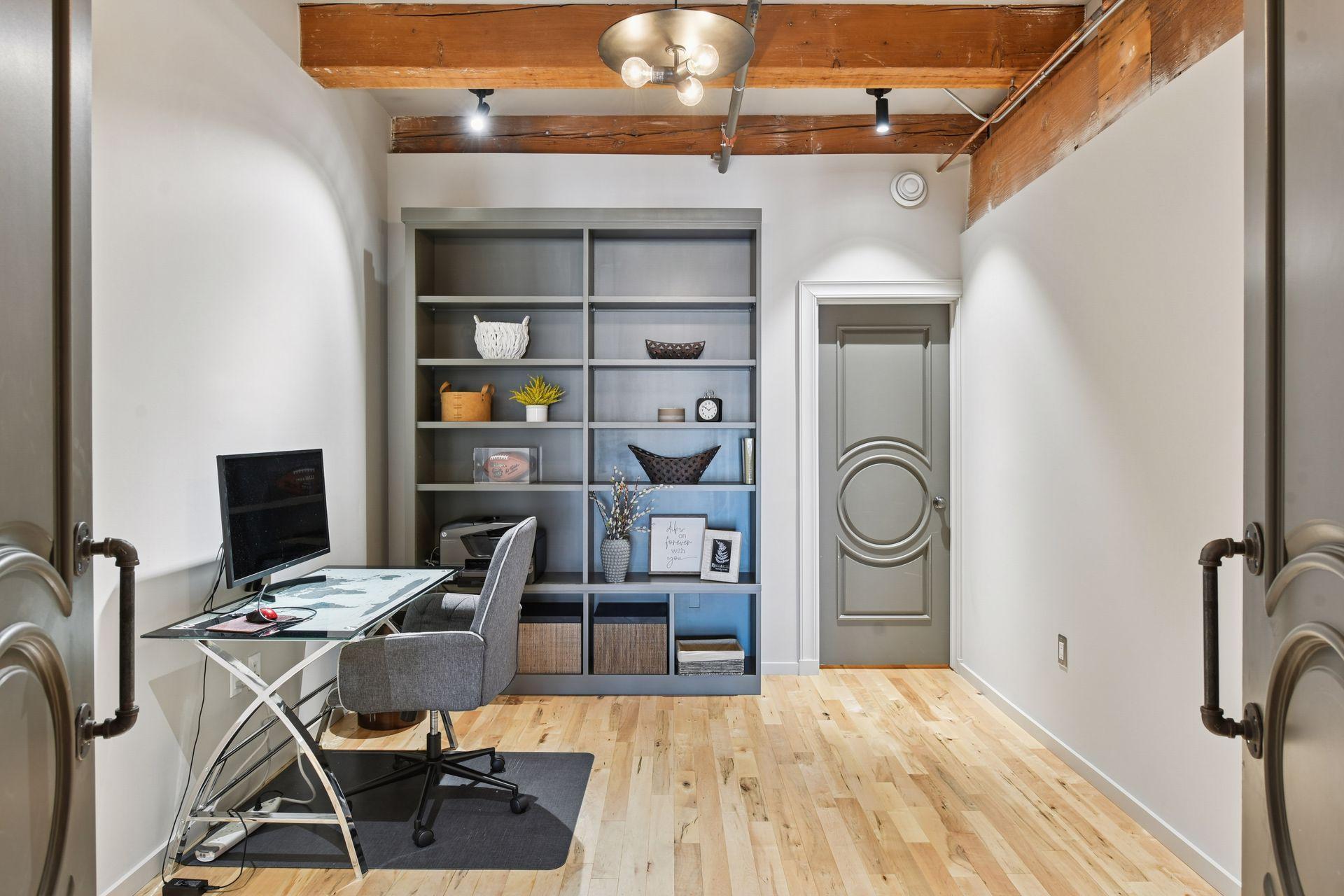 406 Wacouta Street Unit: 412