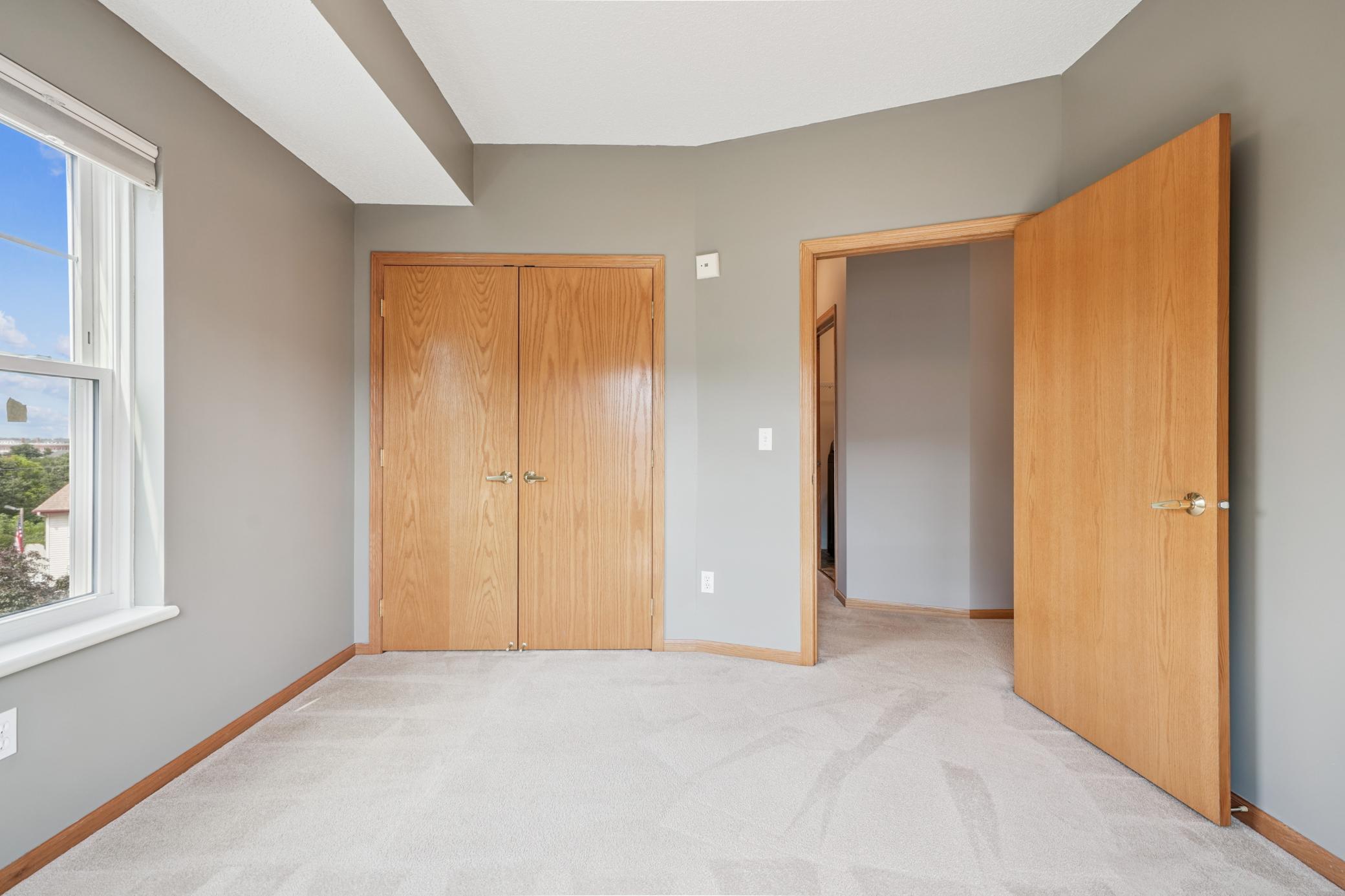 4824 E 53rd Street Unit: 422