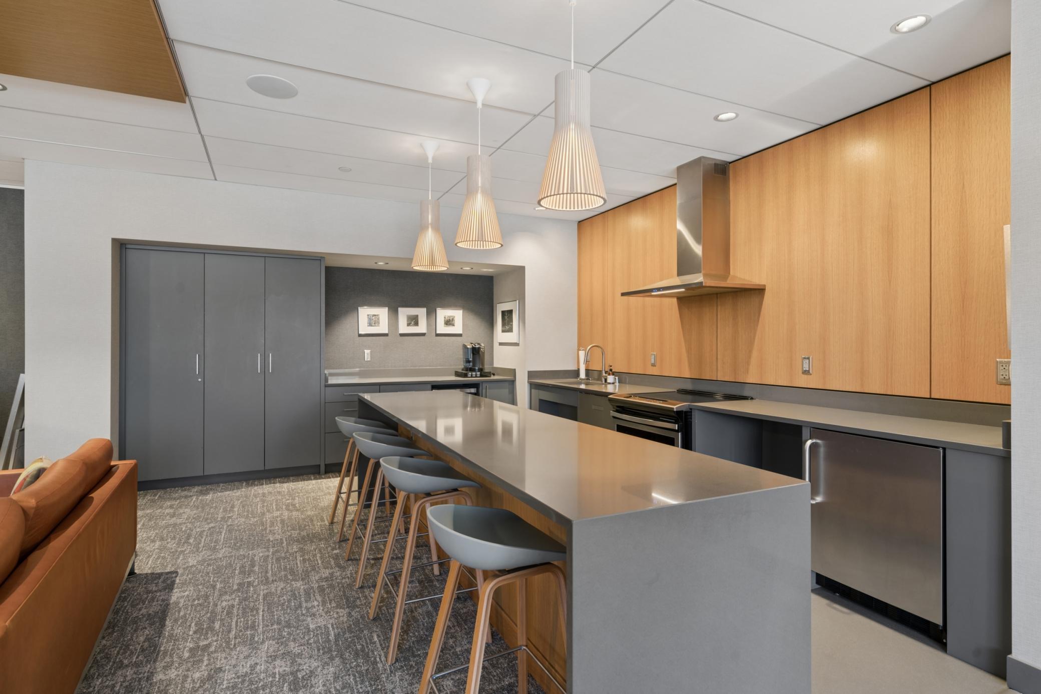 1225 LaSalle Avenue Unit: 1701