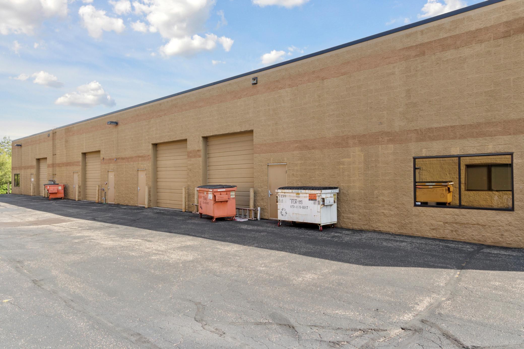 533 Hayward Avenue N