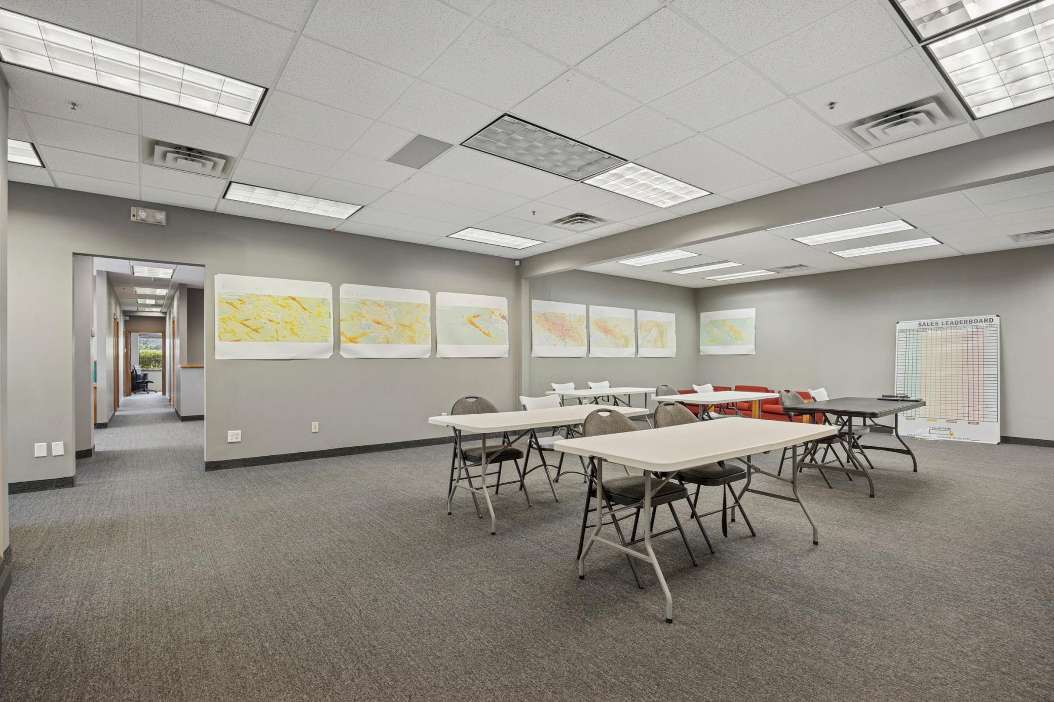 533 Hayward Avenue N