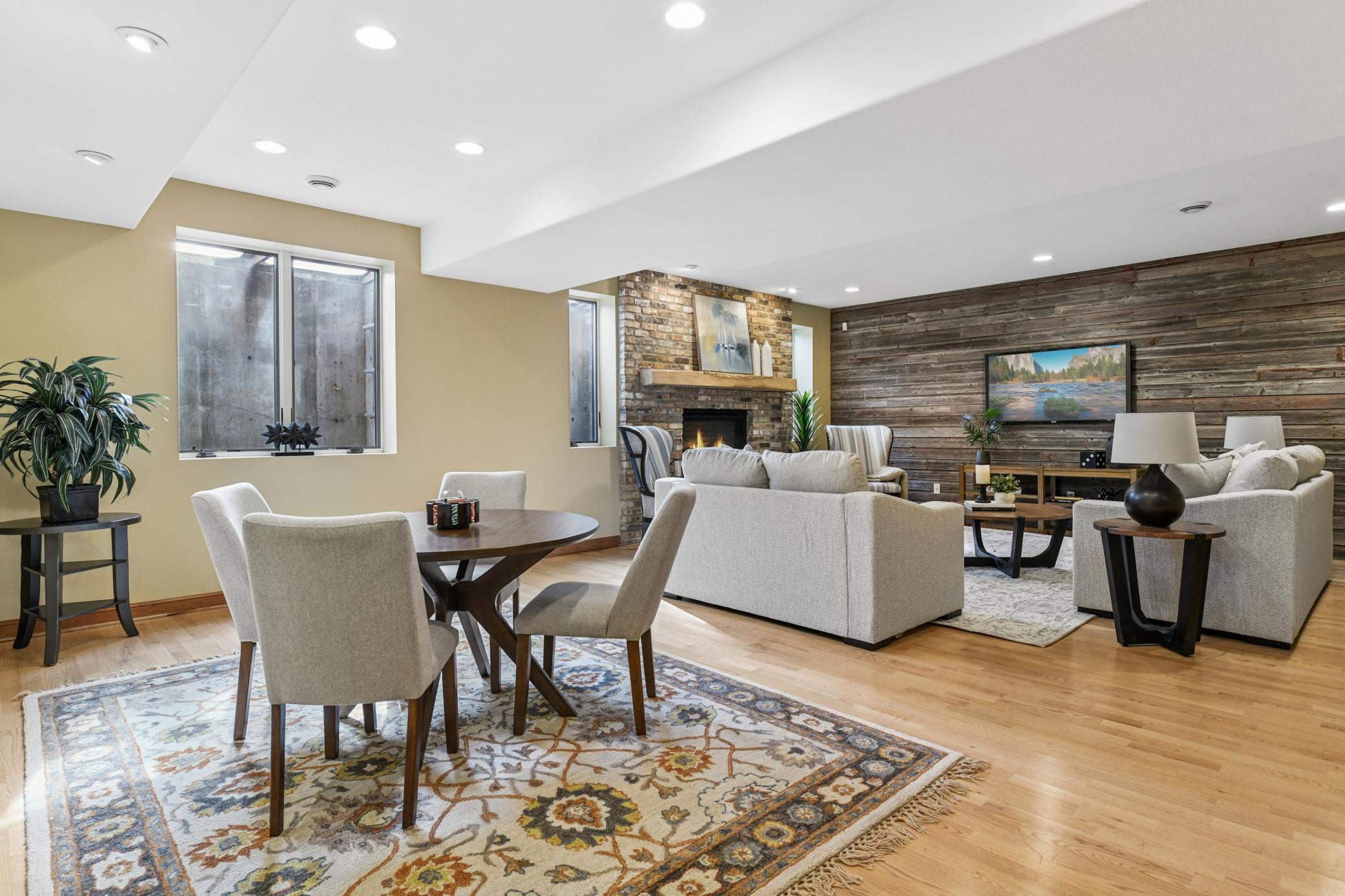 11625 Live Oak Drive