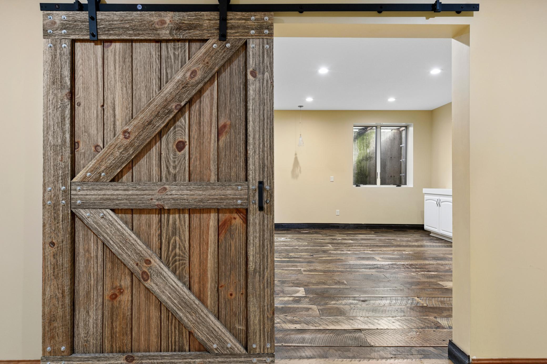11625 Live Oak Drive