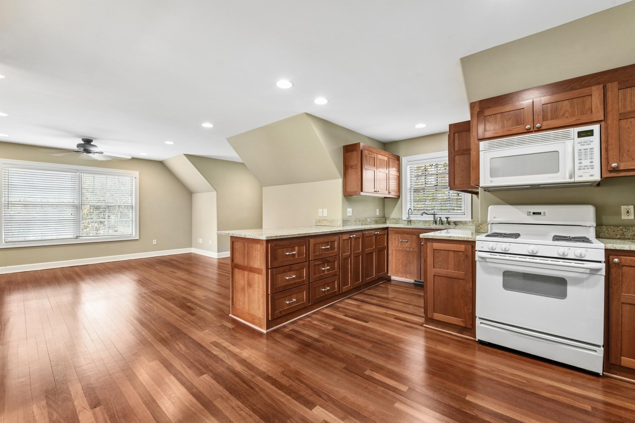 11625 Live Oak Drive