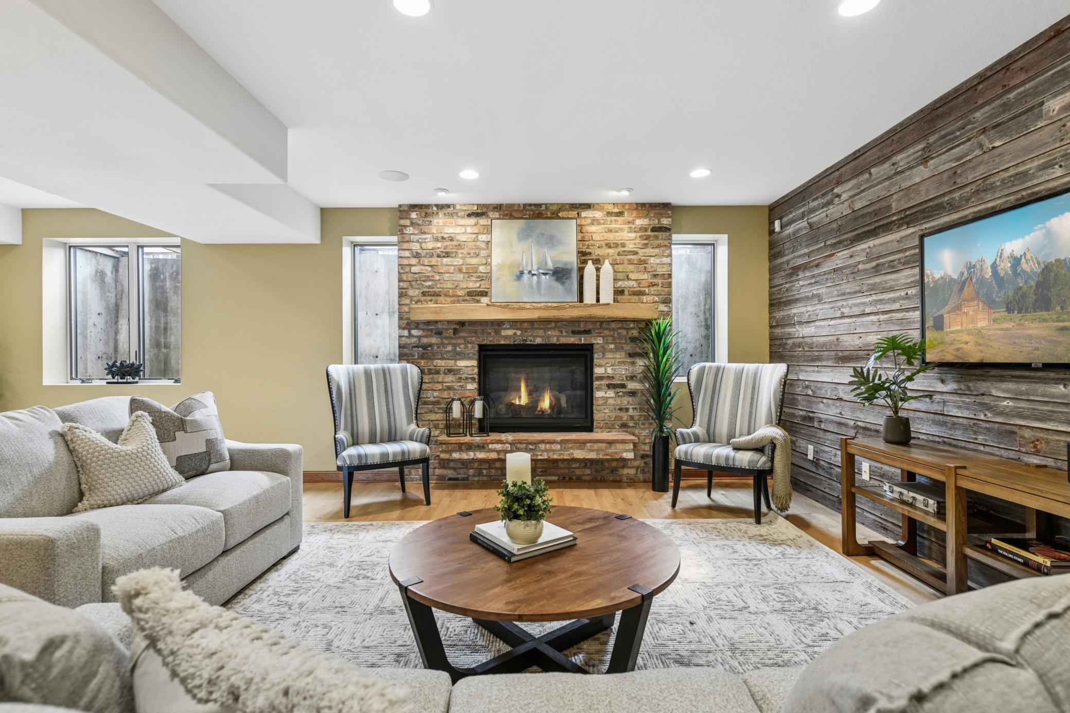 11625 Live Oak Drive