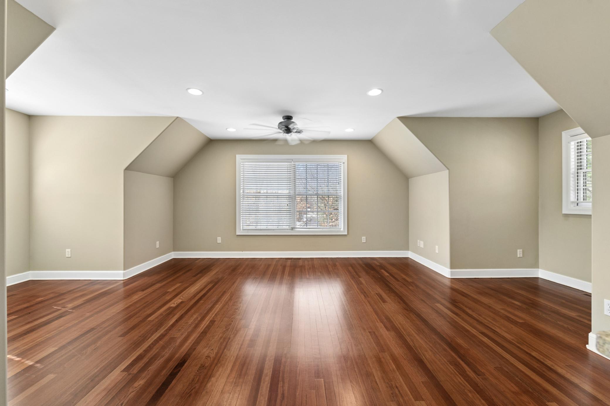 11625 Live Oak Drive