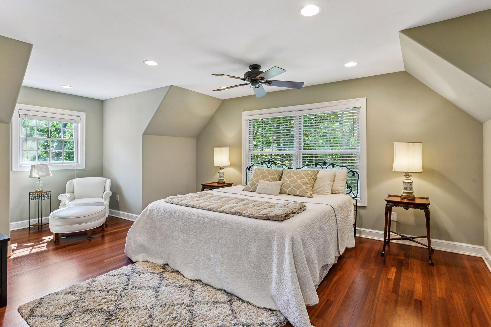 11625 Live Oak Drive
