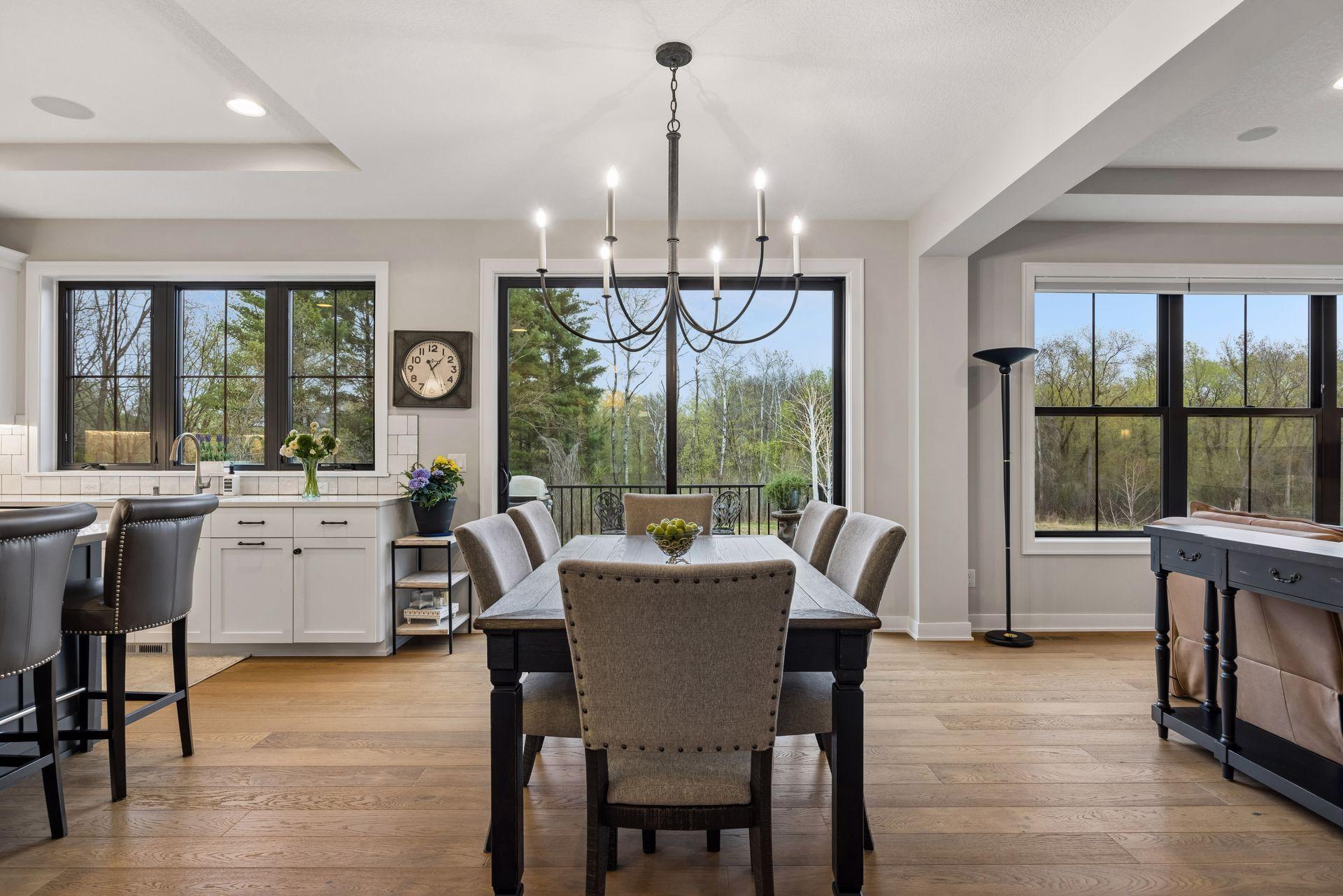 11724 Azure Lane