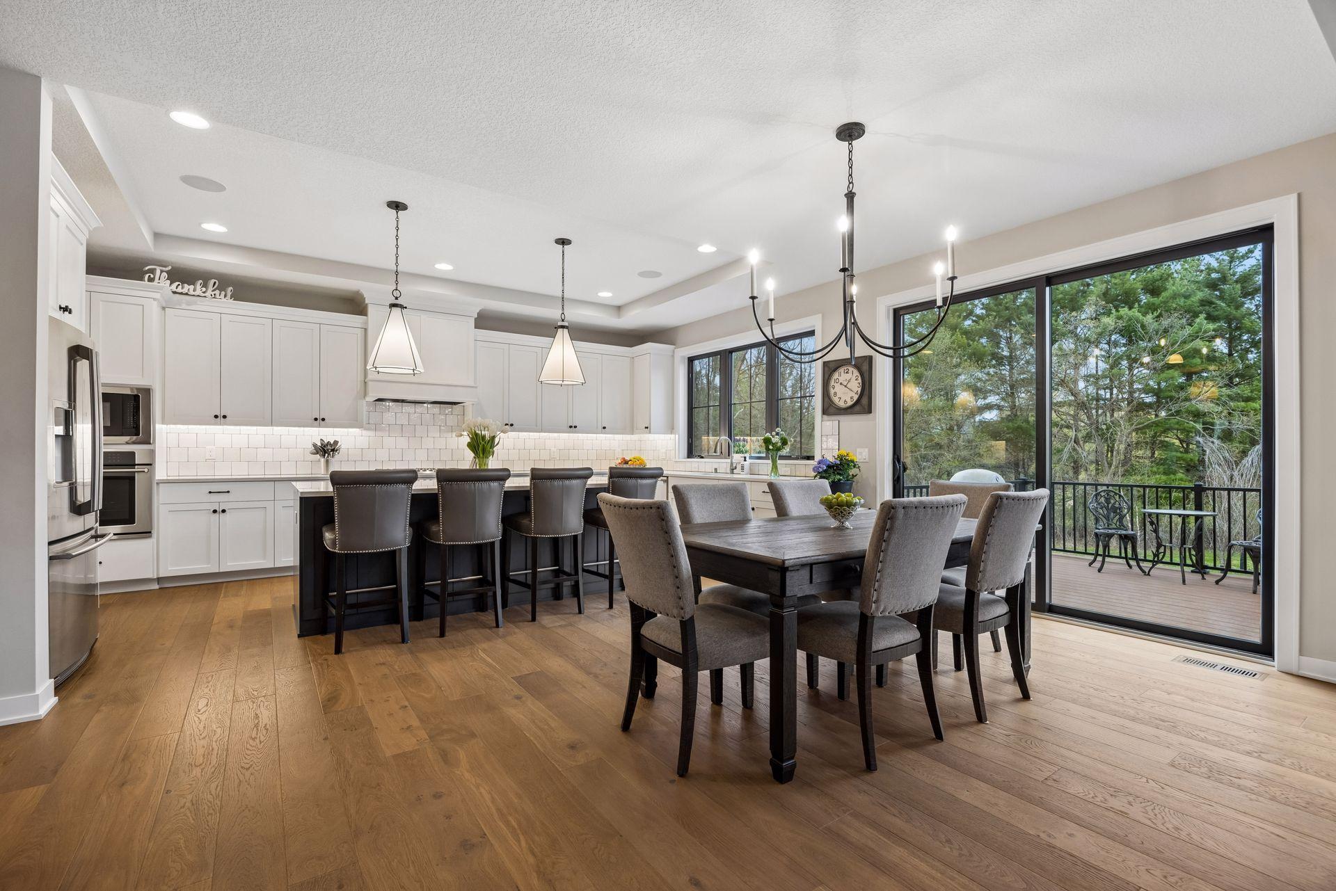 11724 Azure Lane