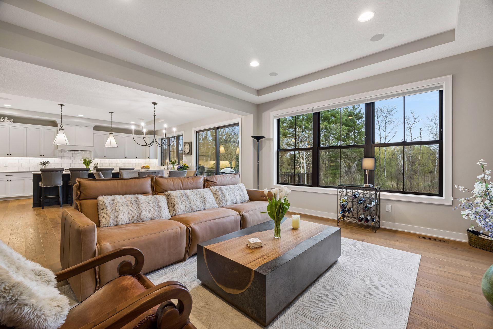 11724 Azure Lane