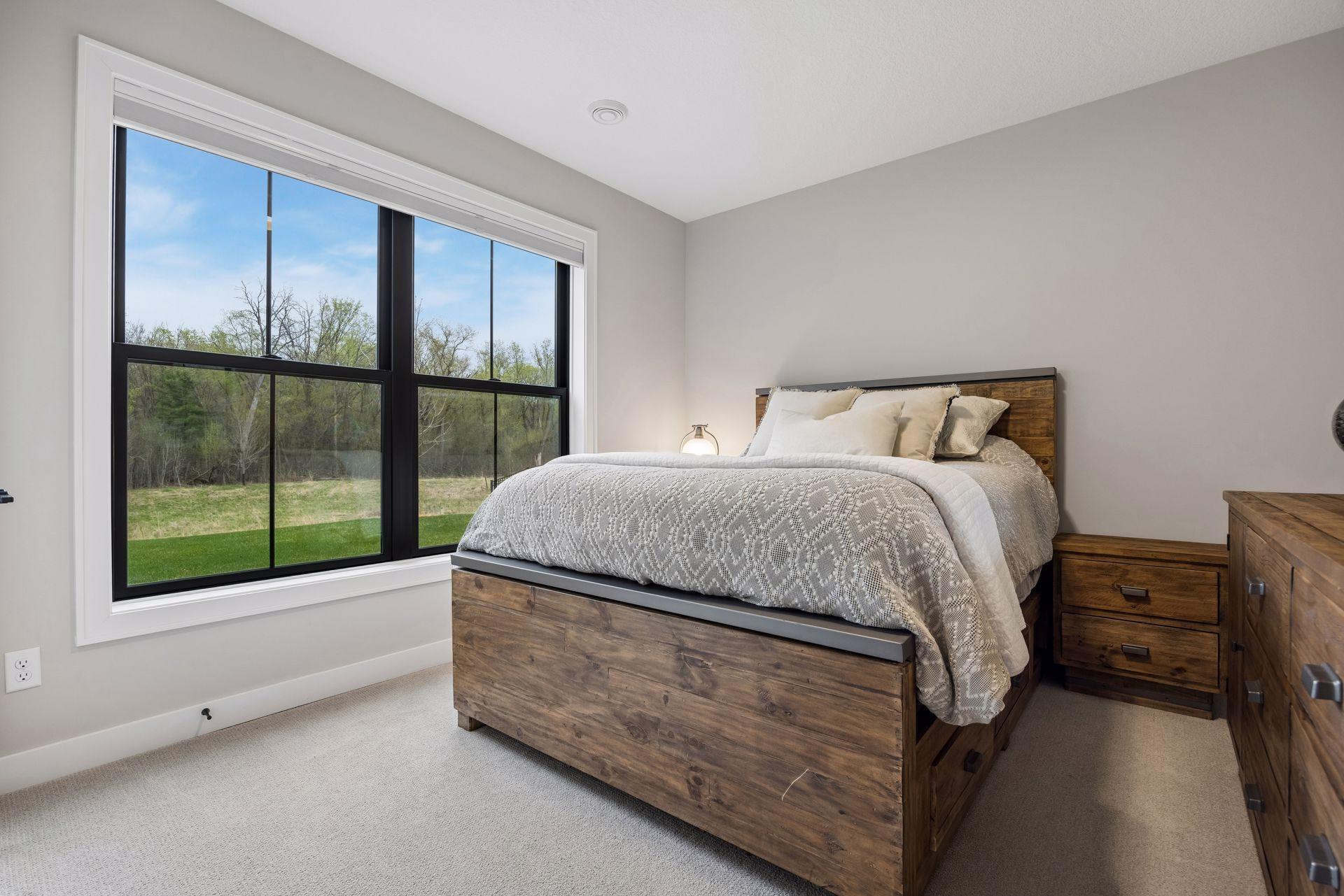 11724 Azure Lane
