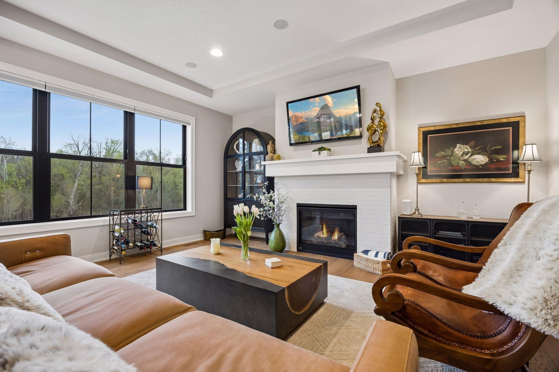 11724 Azure Lane