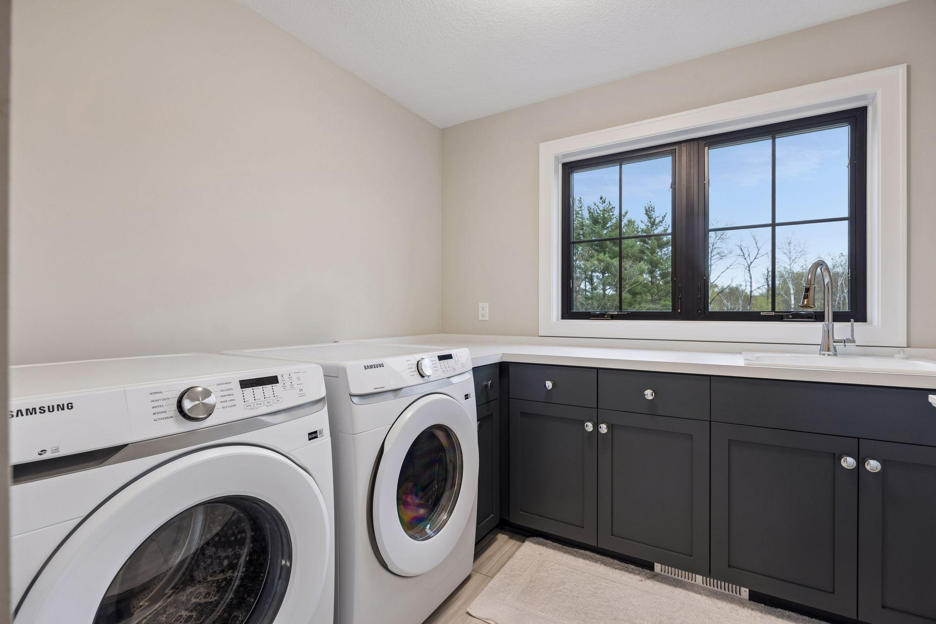 11724 Azure Lane