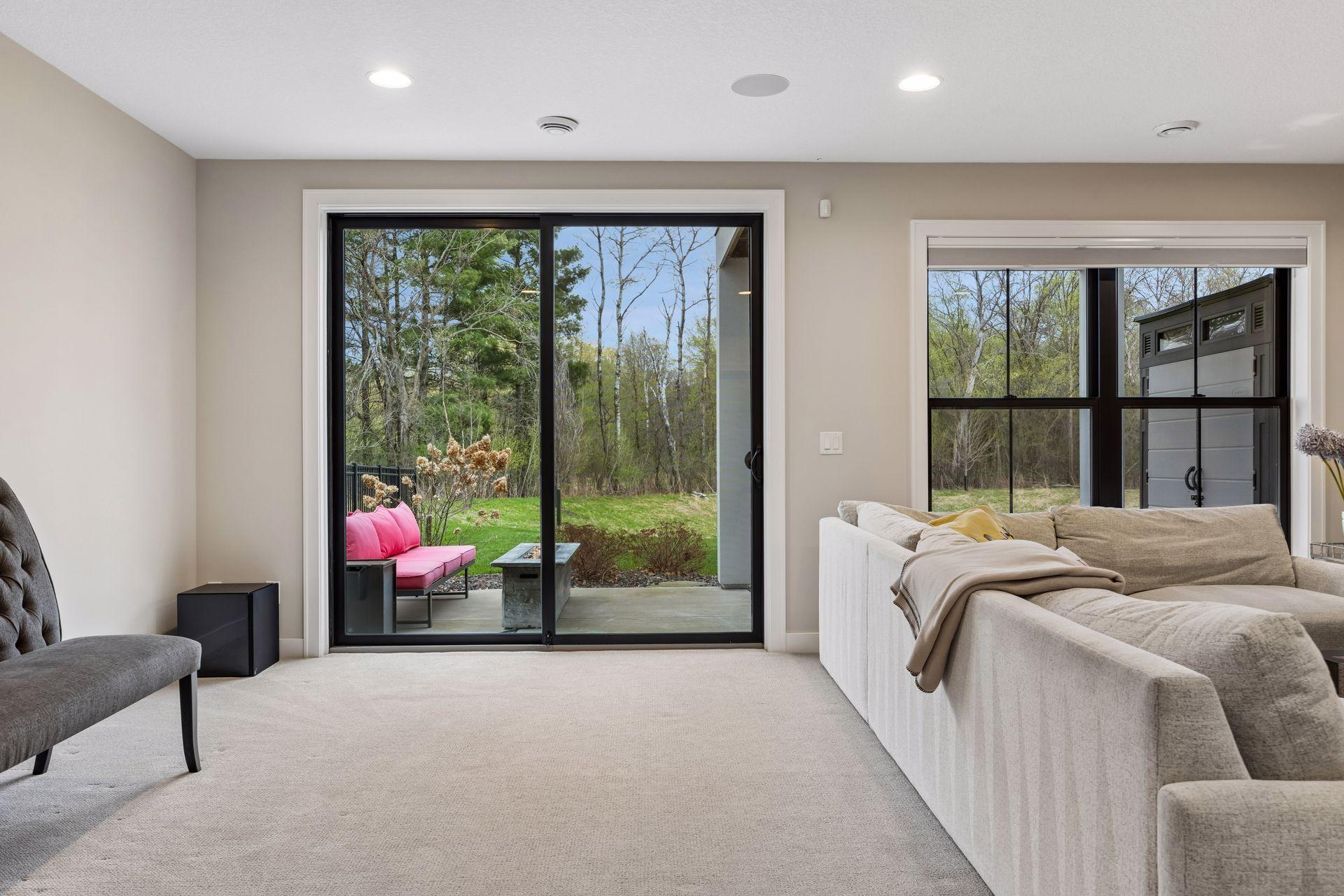 11724 Azure Lane