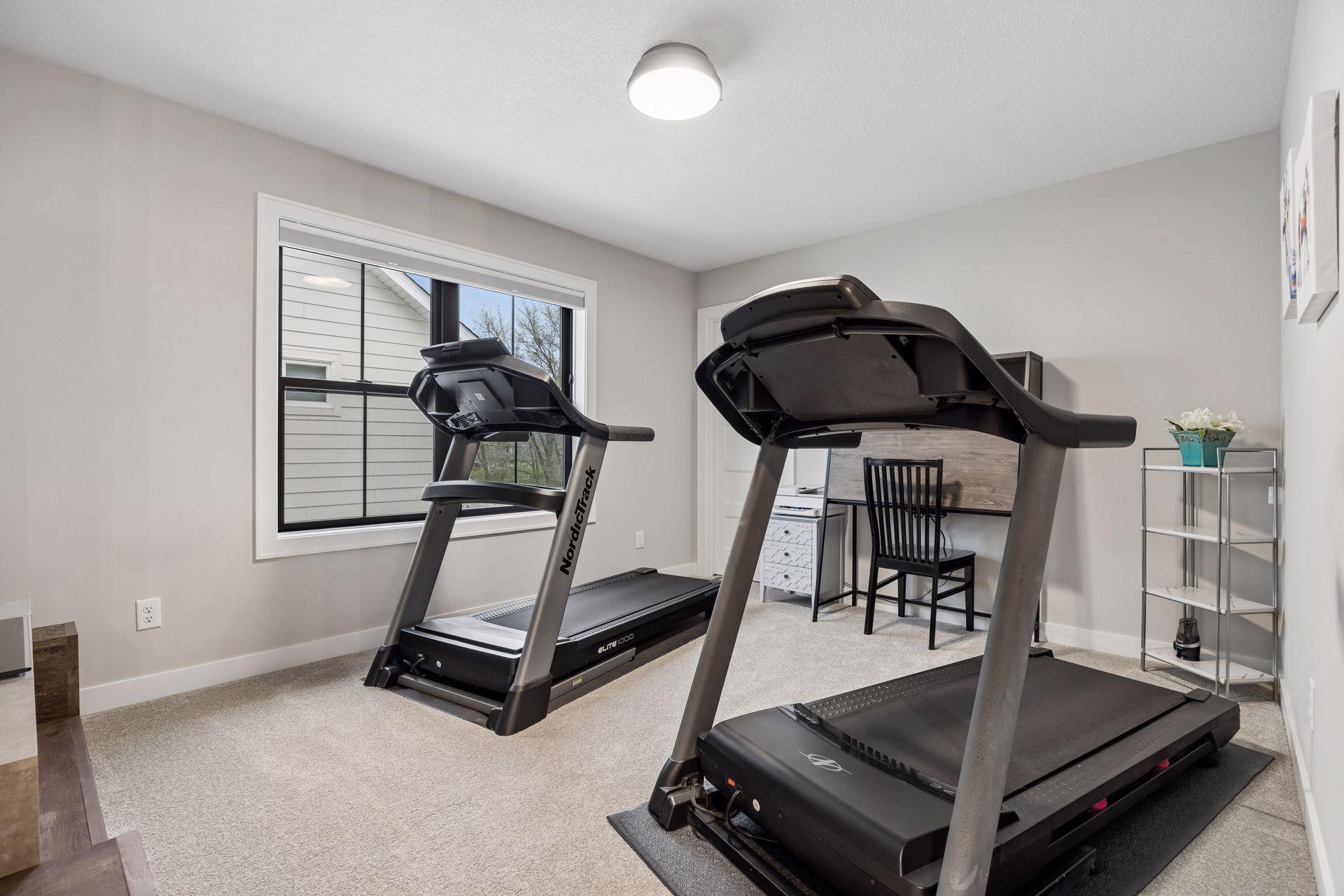11724 Azure Lane