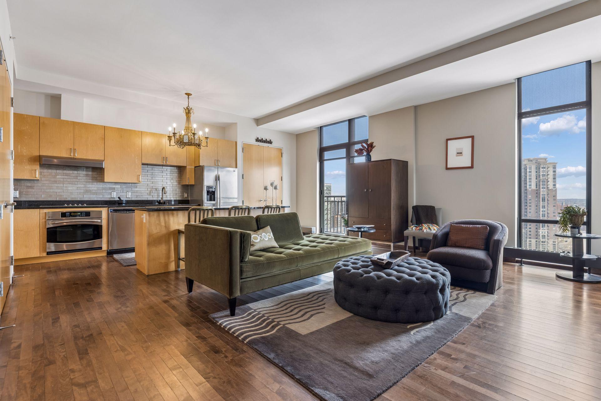 201 S 11th Street Unit: 1740