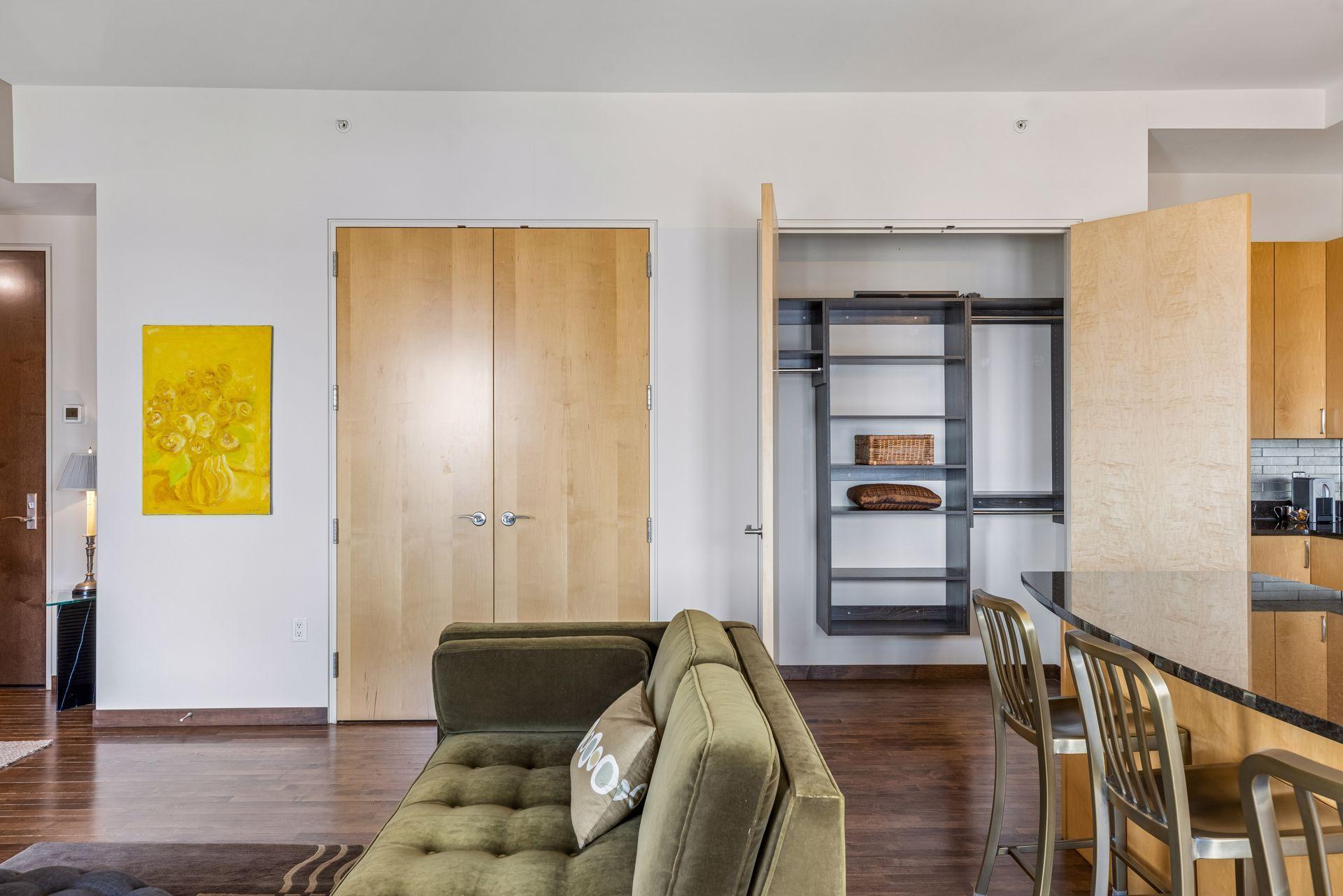 201 S 11th Street Unit: 1740