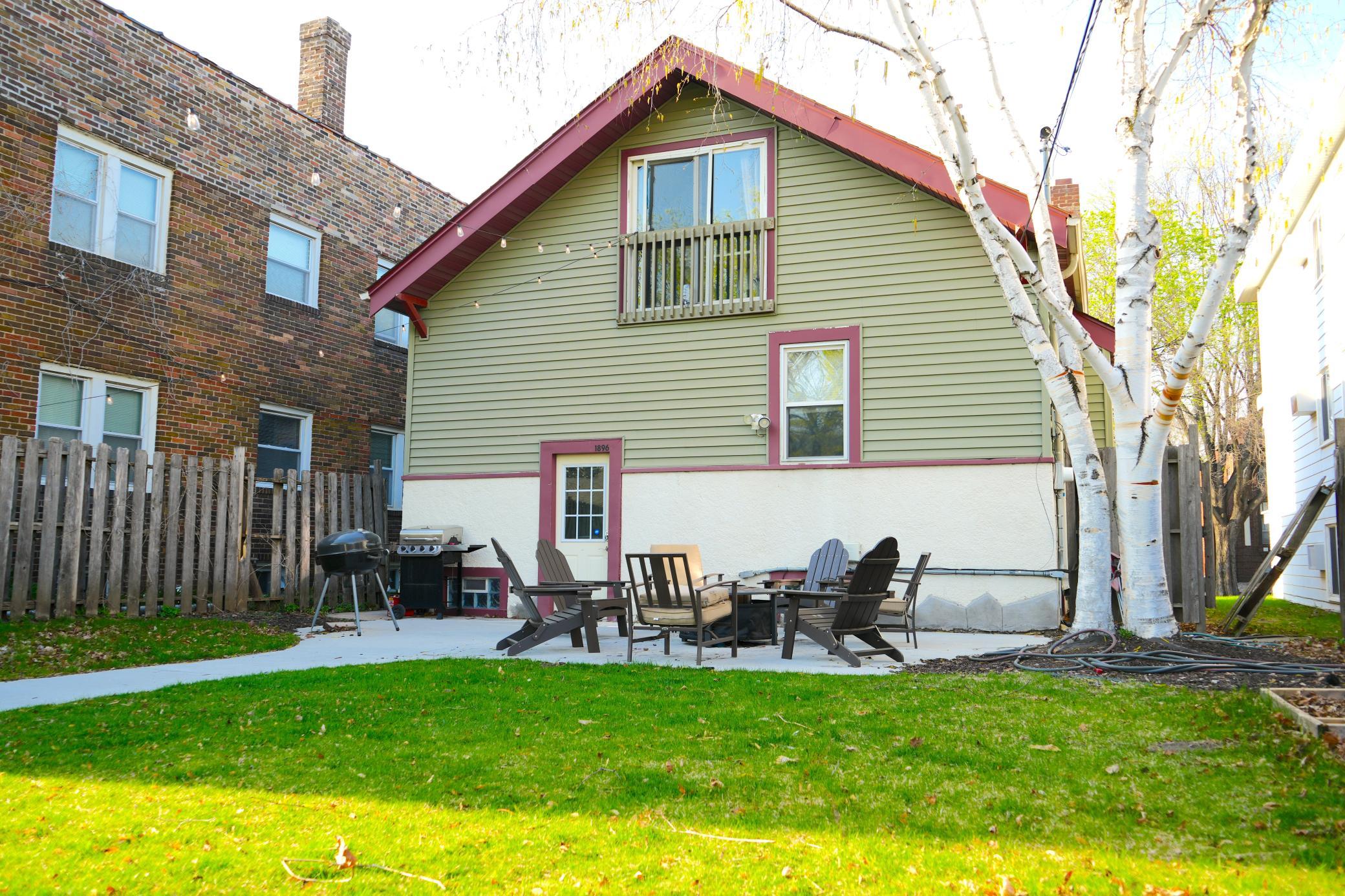 1896 Grand Avenue