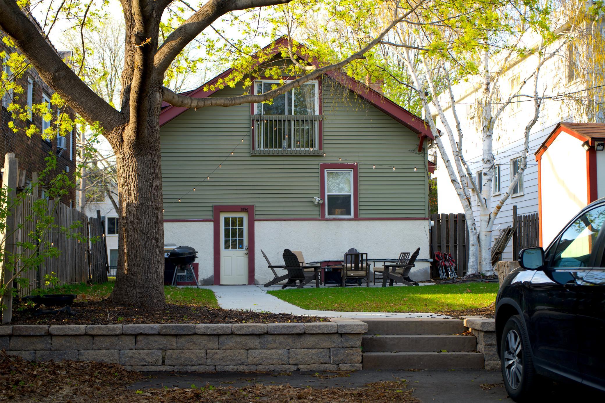 1896 Grand Avenue