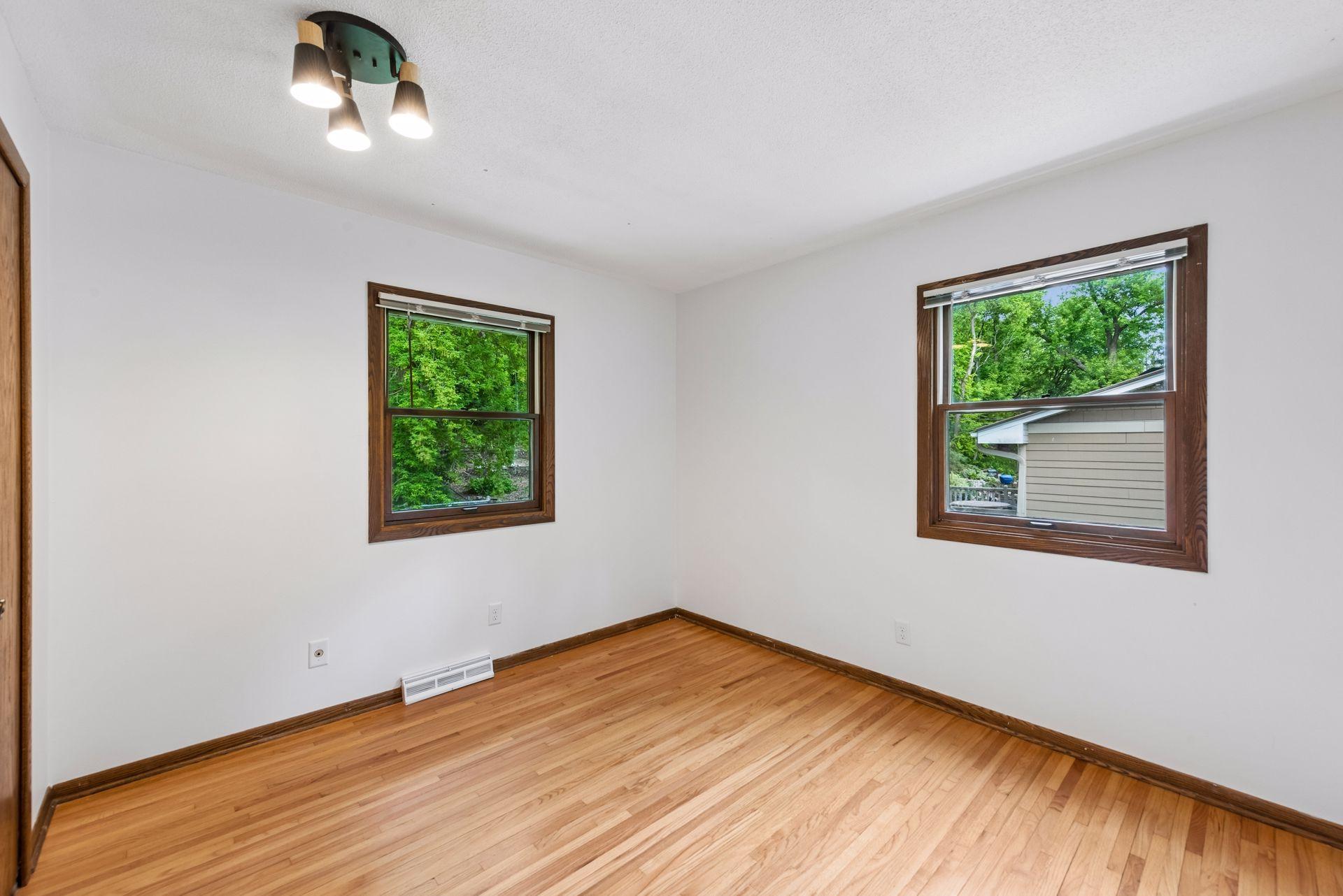 2460 Kewanee Way
