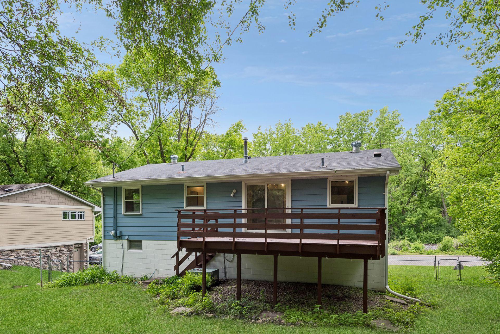 2460 Kewanee Way