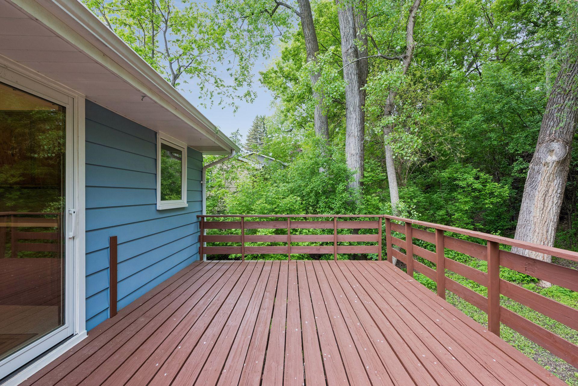 2460 Kewanee Way