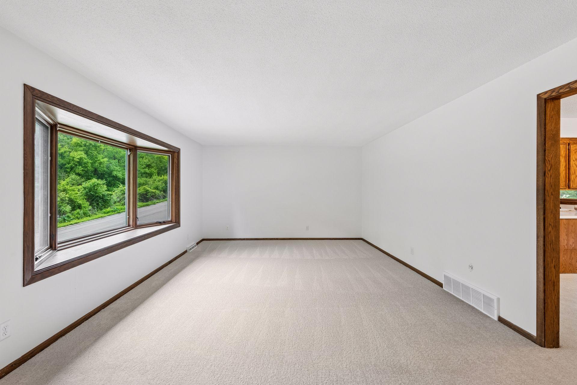2460 Kewanee Way
