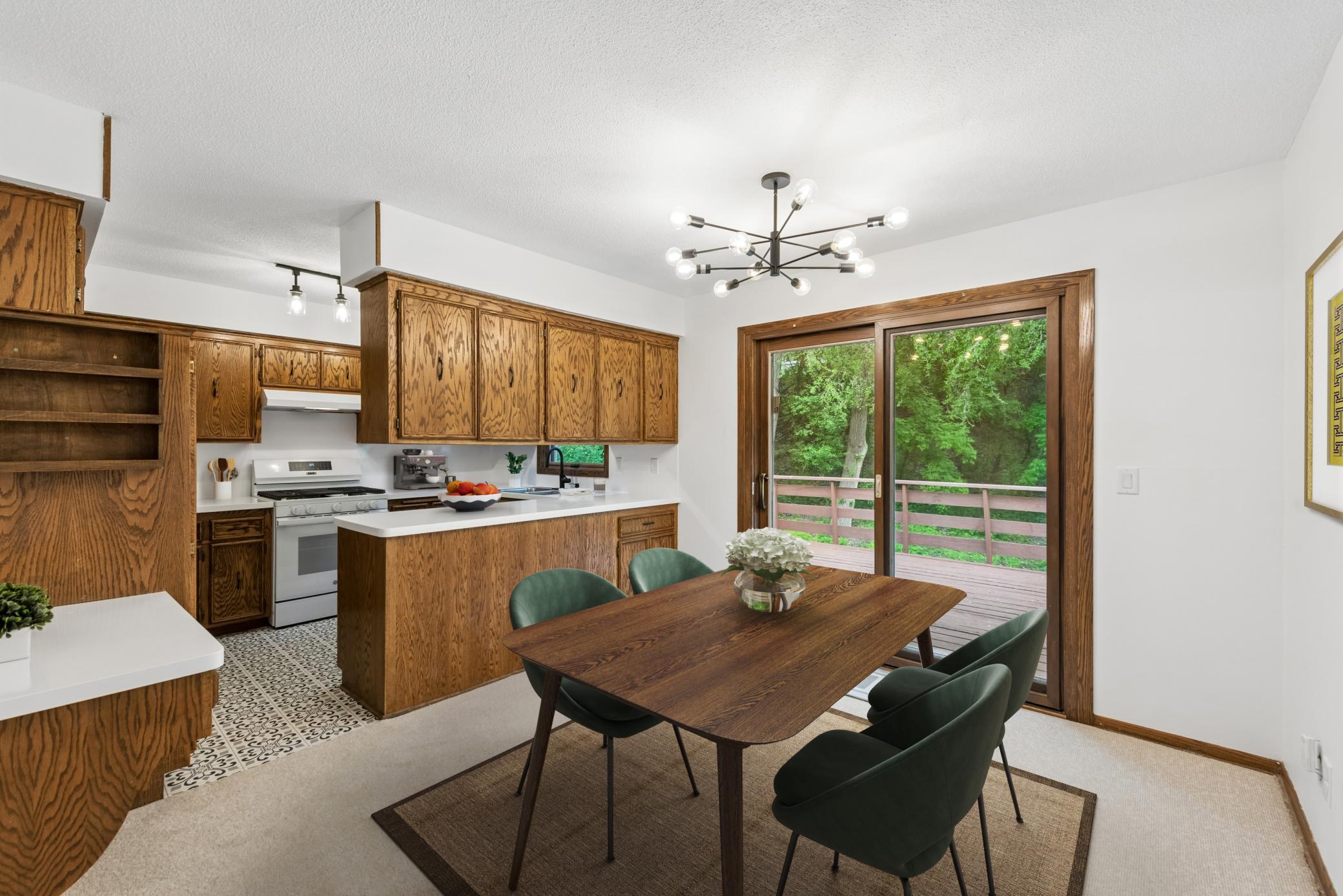 2460 Kewanee Way