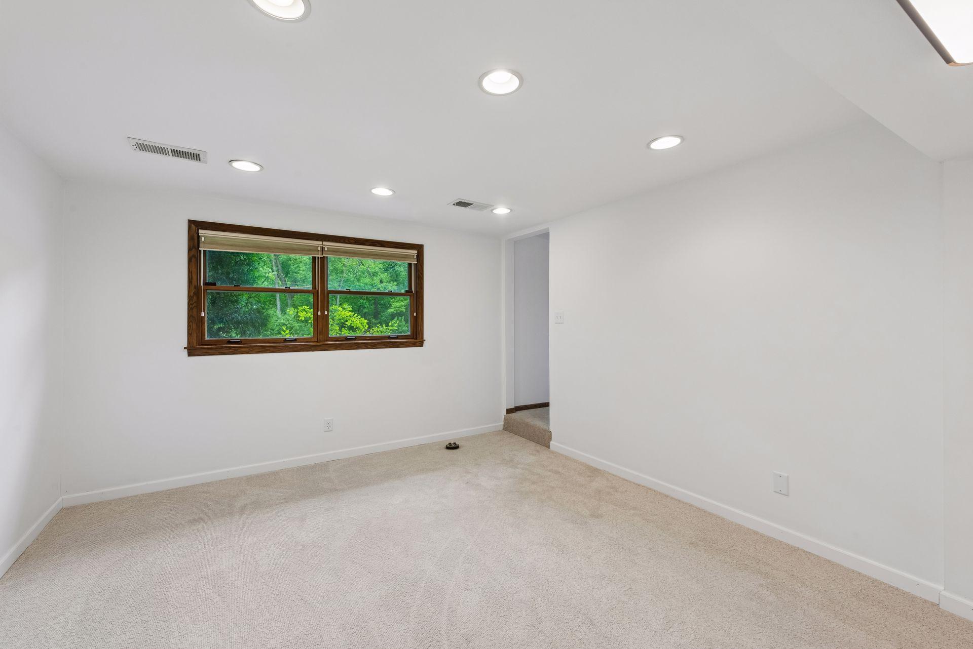 2460 Kewanee Way