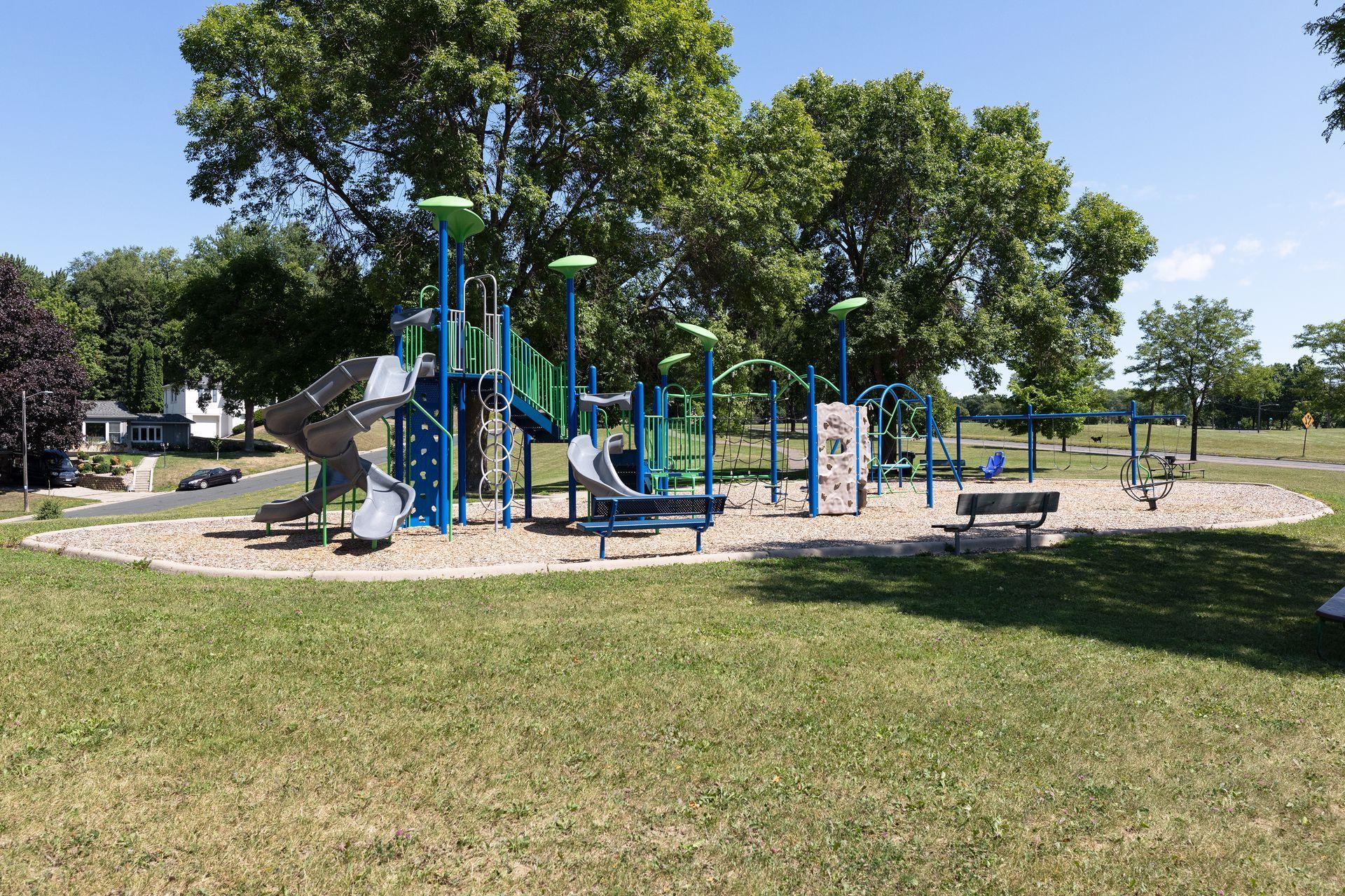 2460 Kewanee Way