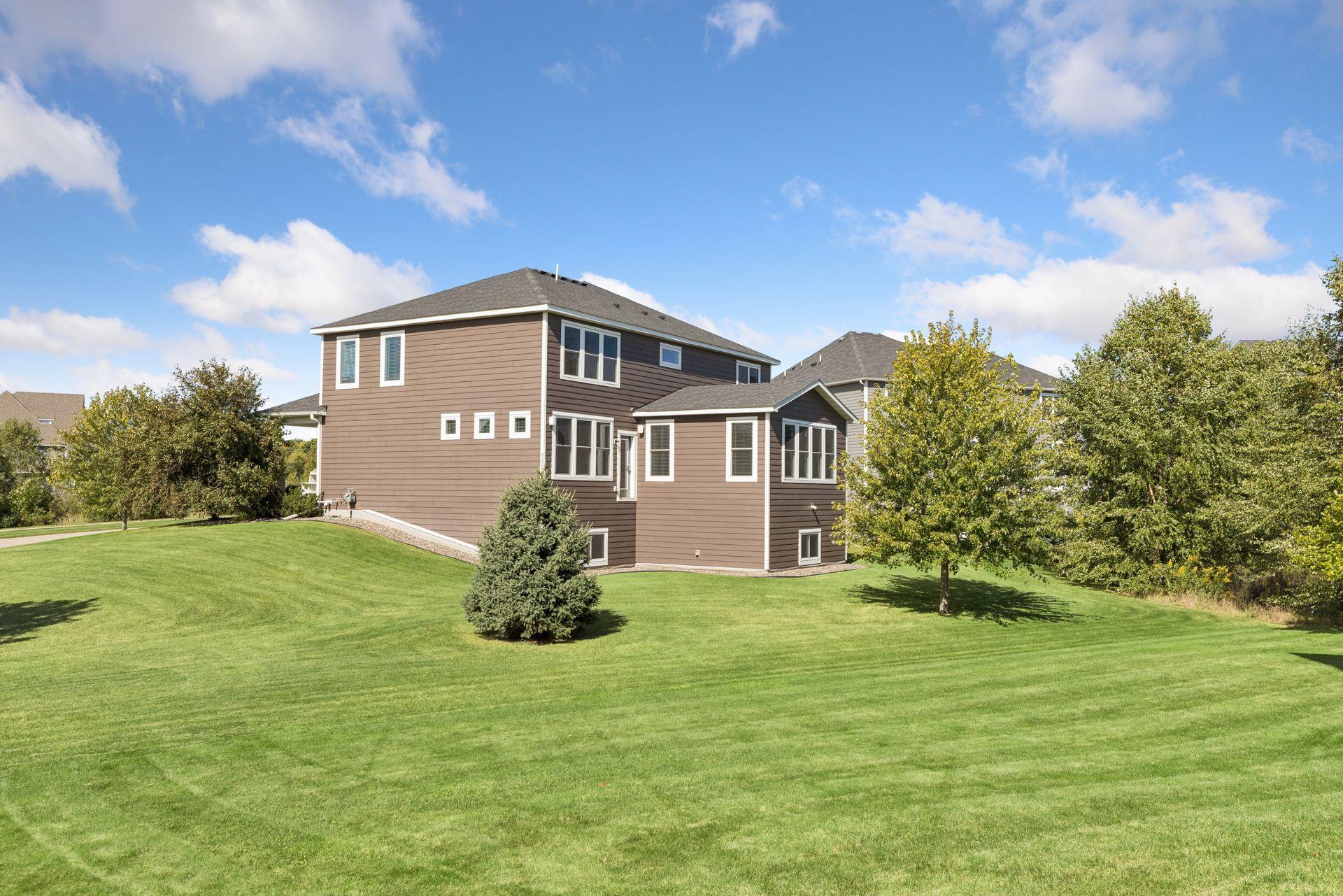 16736 Wuttke Crossing
