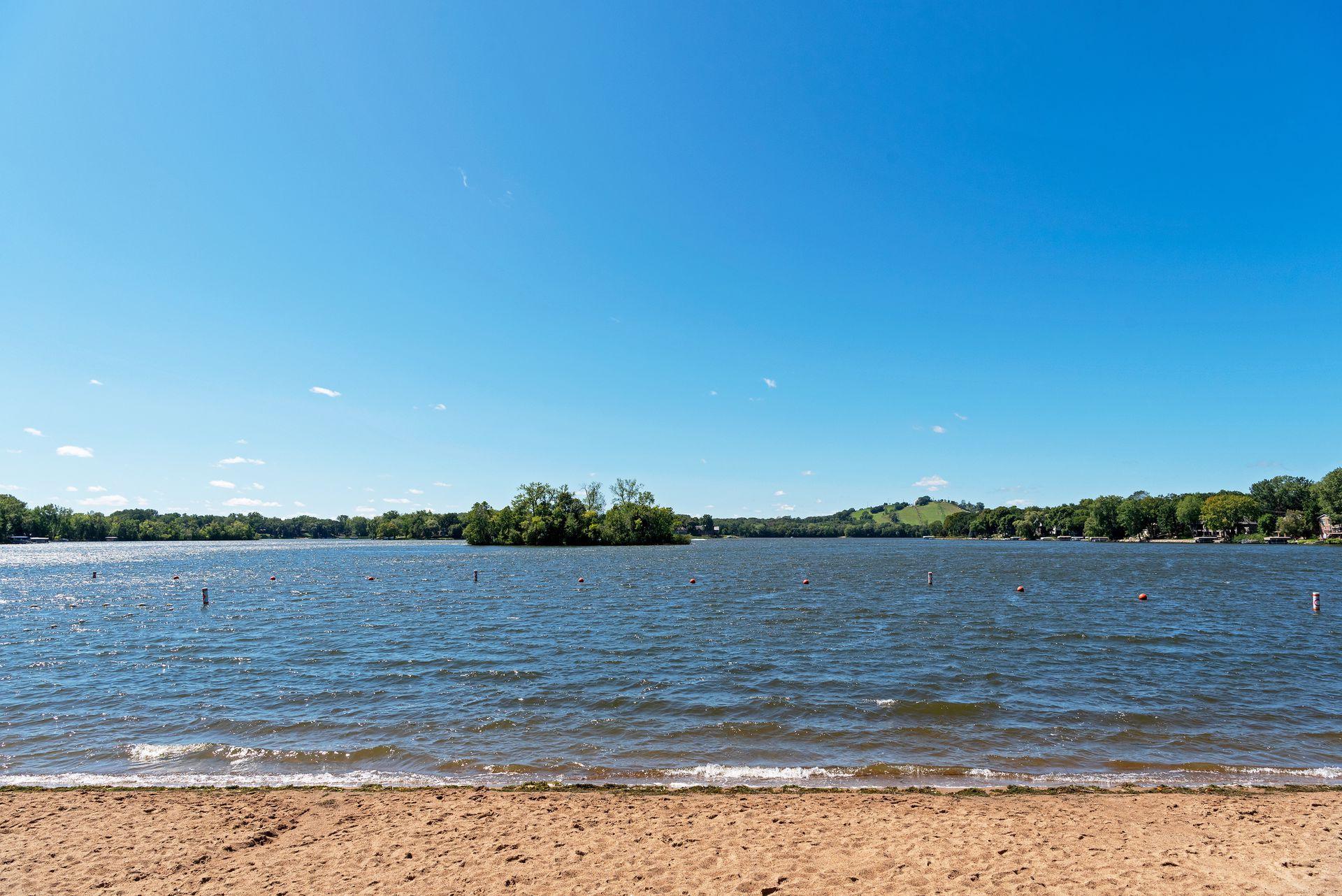 16015 Oak Shore Drive