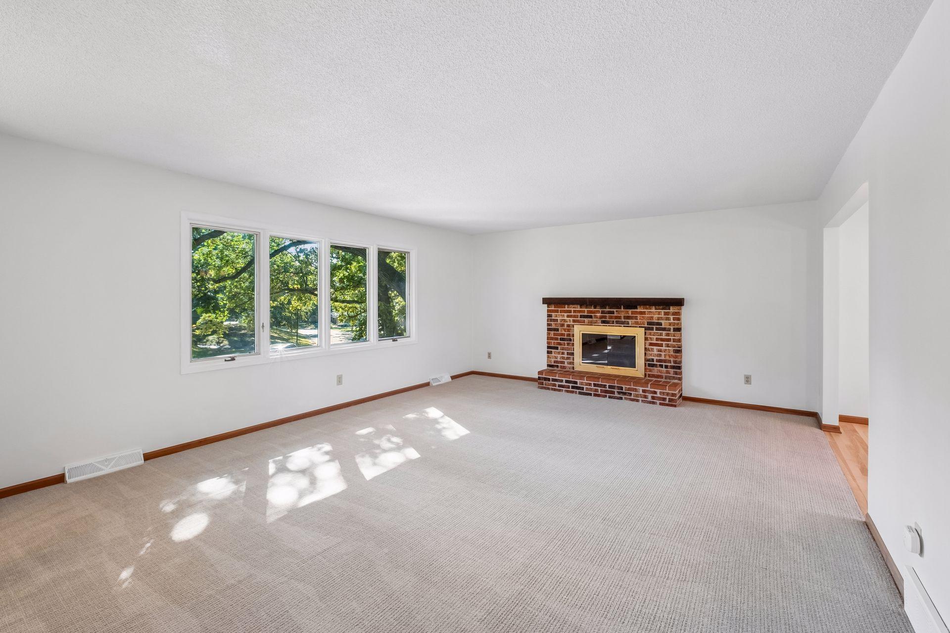 16015 Oak Shore Drive